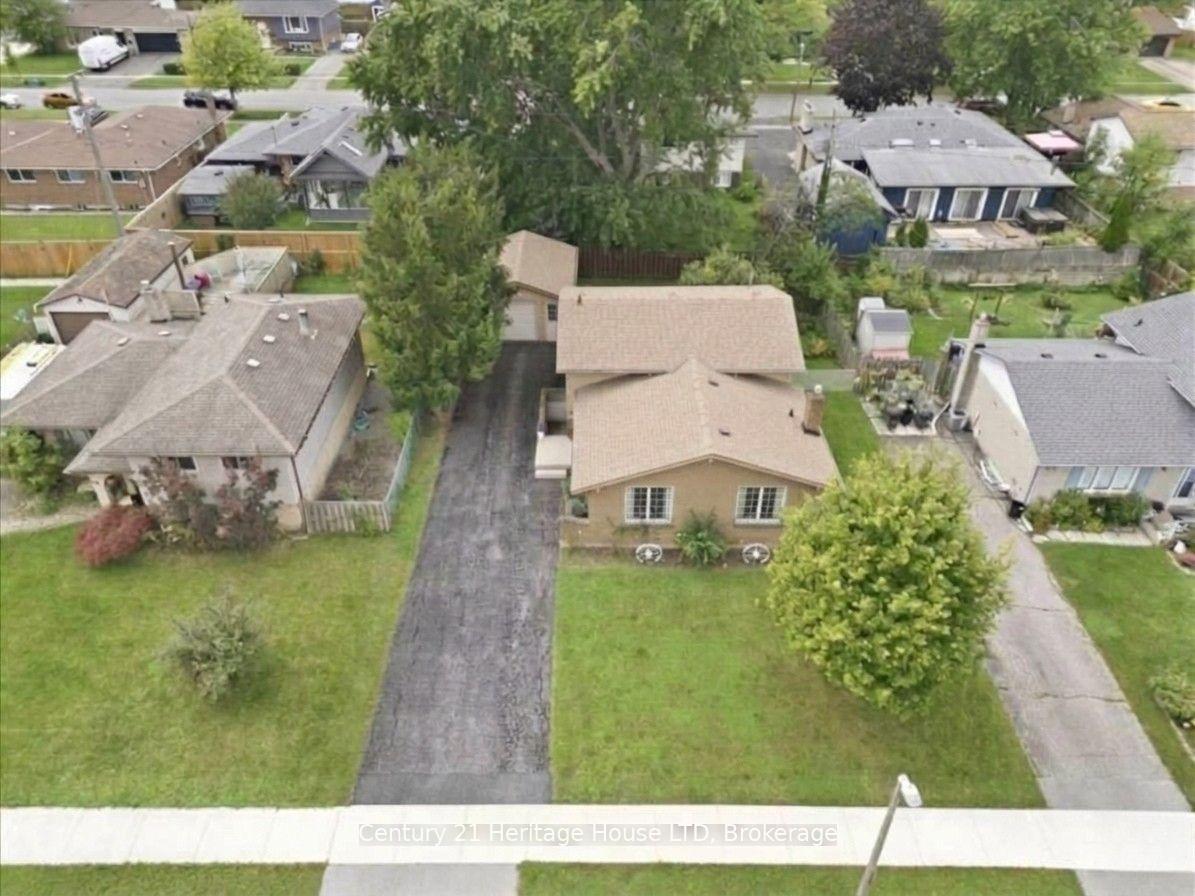 Photo 2 of 62 Northgate Drive, Welland, N. Welland — HOMEH