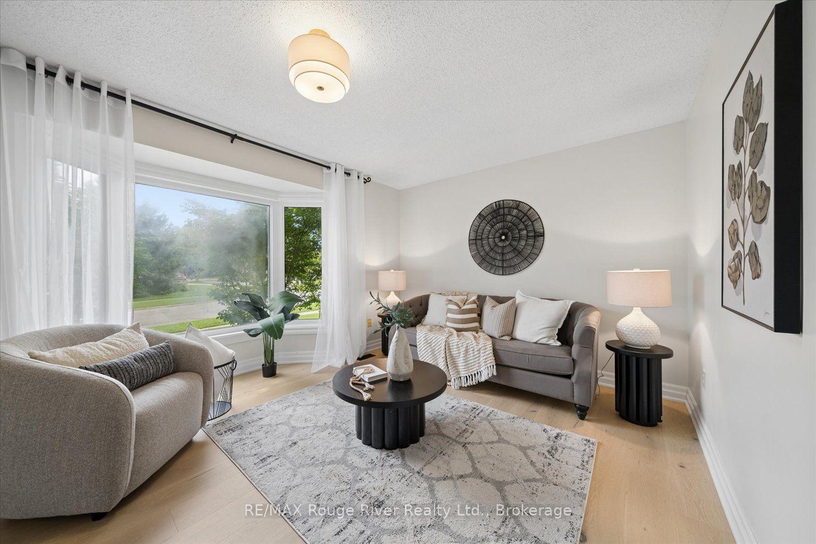 Photo 8 of 1 Gowan Drive, Whitby, Lynde Creek — HOMEH