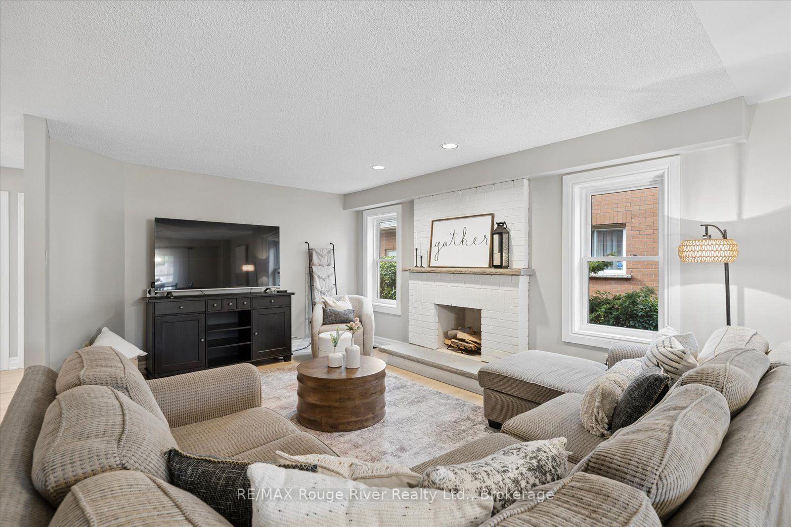 Photo 13 of 1 Gowan Drive, Whitby, Lynde Creek — HOMEH