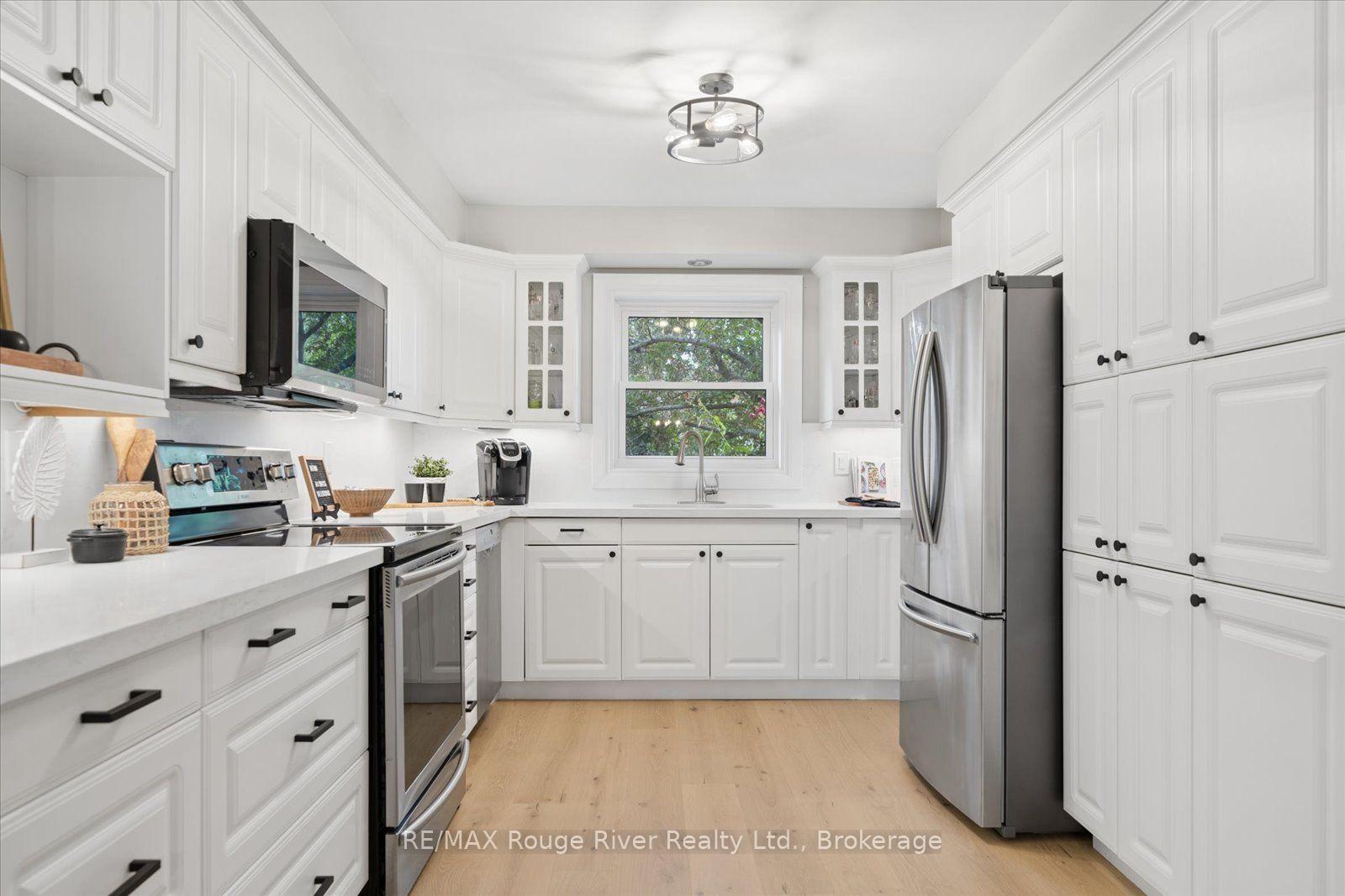 Photo 16 of 1 Gowan Drive, Whitby, Lynde Creek — HOMEH