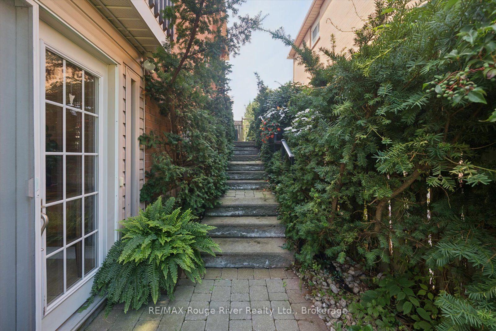 Photo 40 of 1 Gowan Drive, Whitby, Lynde Creek — HOMEH