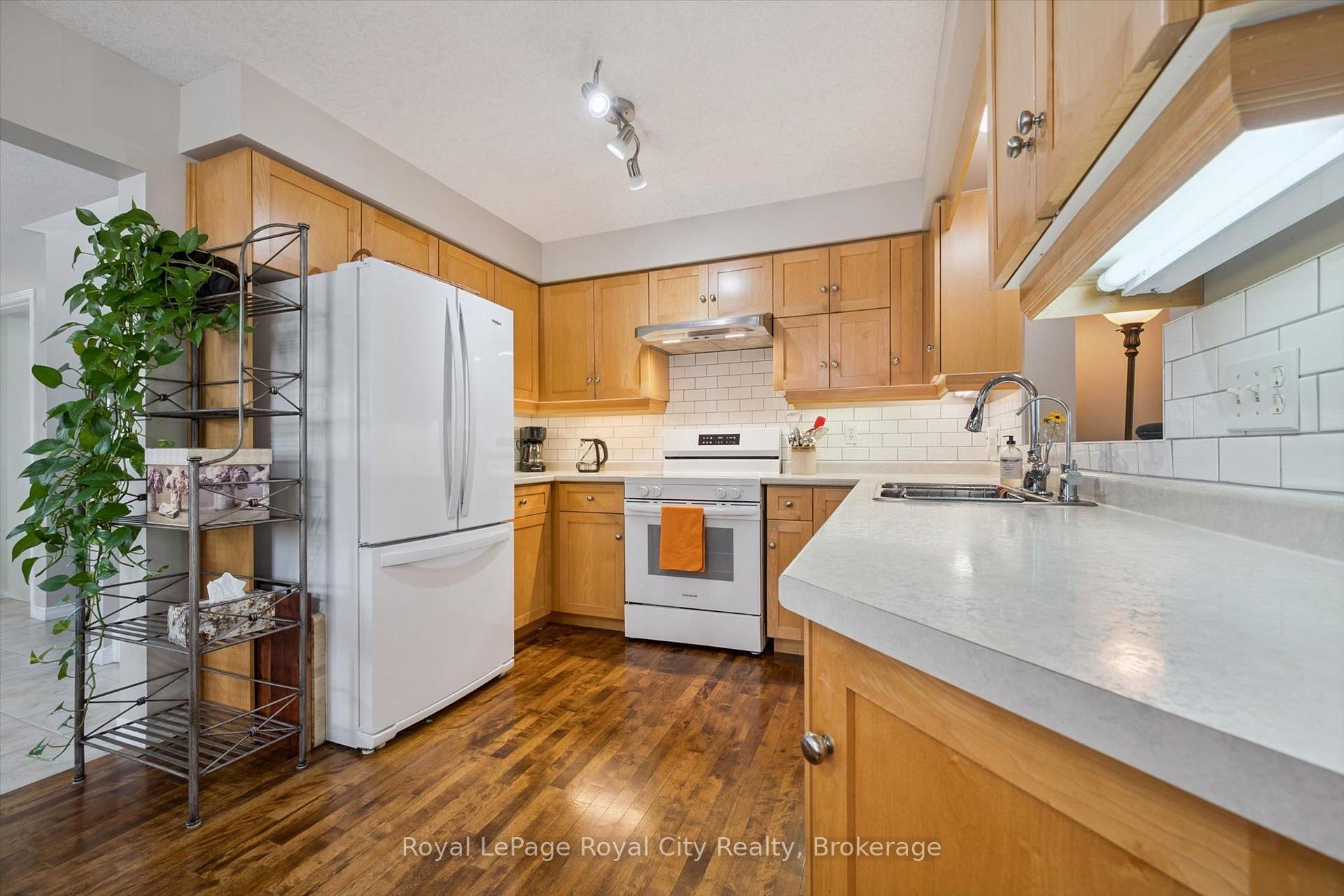 Photo 12 of 81 Keating Street, Guelph, Grange Road — HOMEH