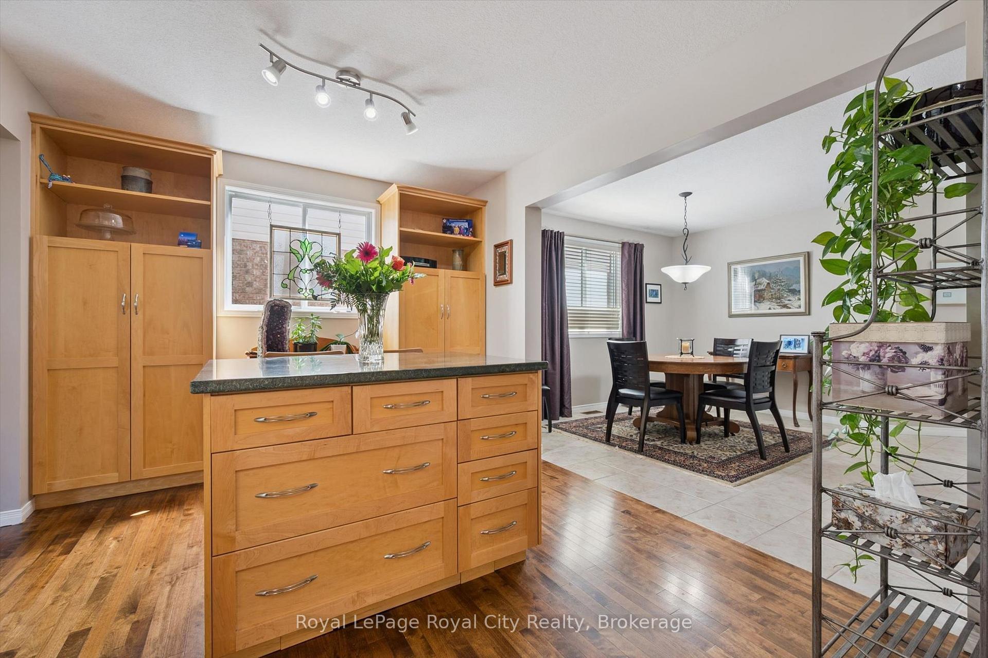 Photo 16 of 81 Keating Street, Guelph, Grange Road — HOMEH
