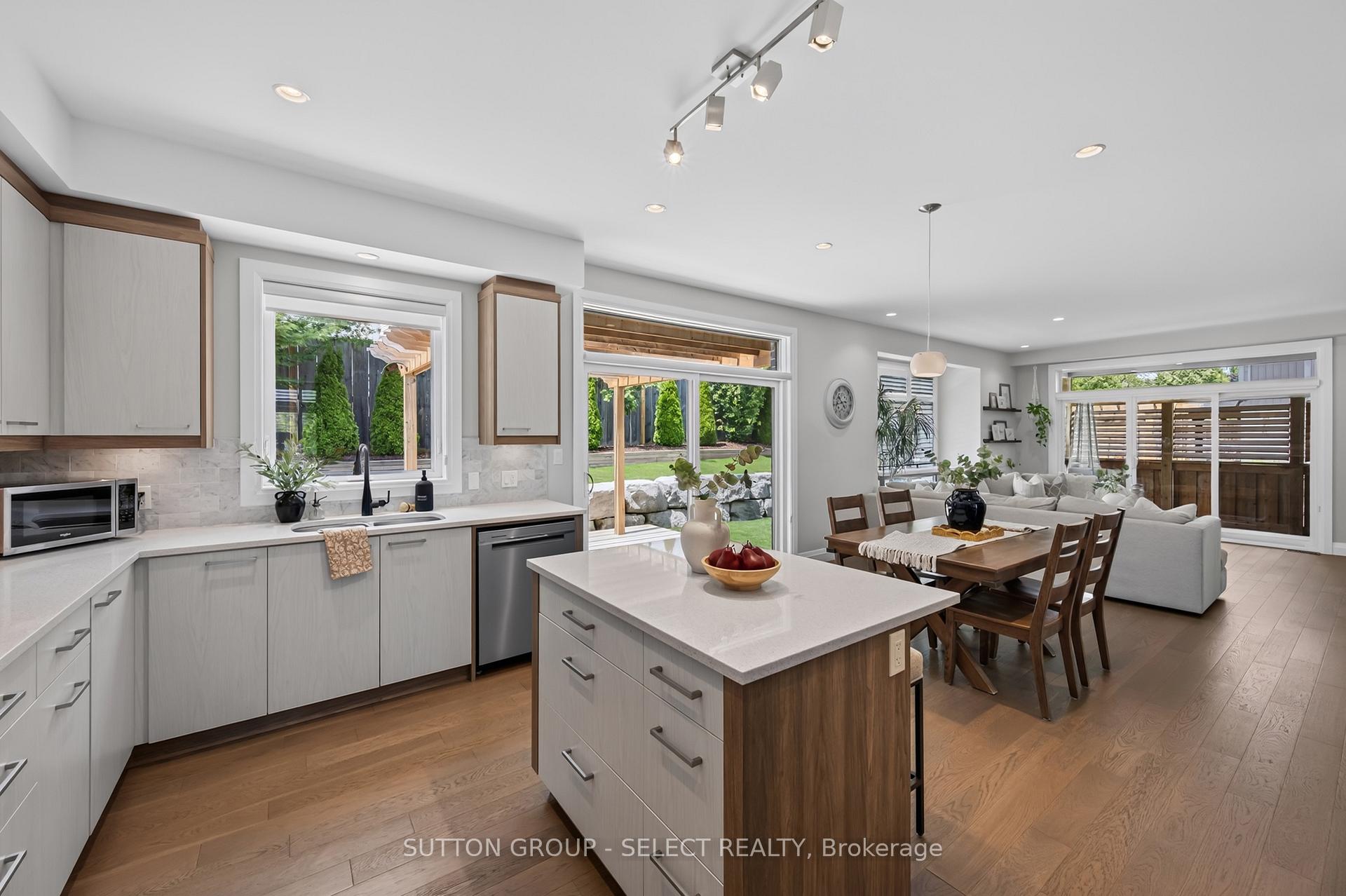 Photo 16 of 216 Martin Drive, Middlesex Centre, Ilderton — HOMEH