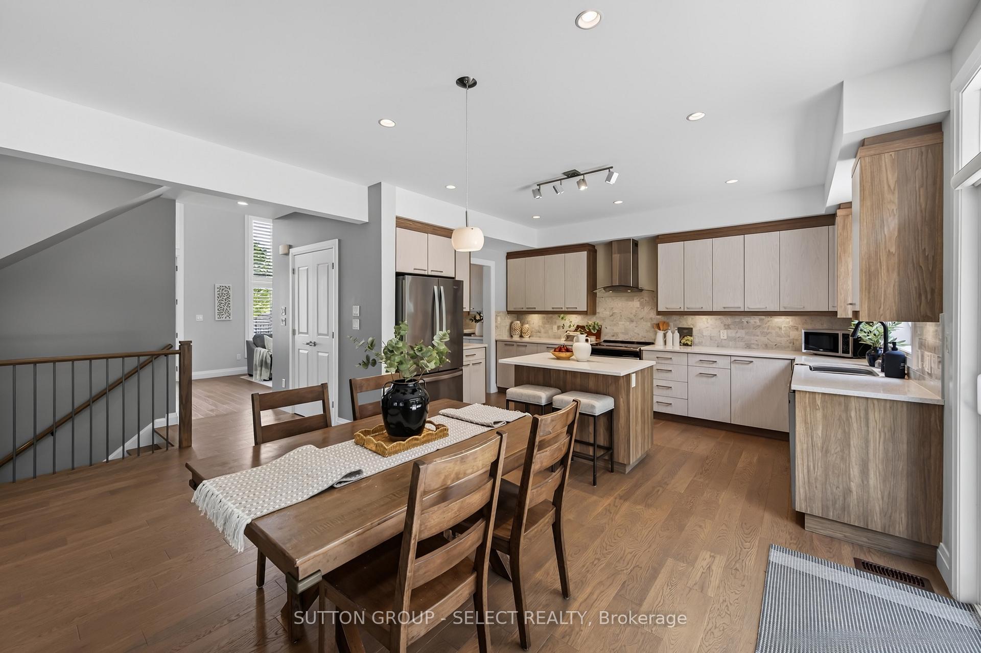 Photo 17 of 216 Martin Drive, Middlesex Centre, Ilderton — HOMEH