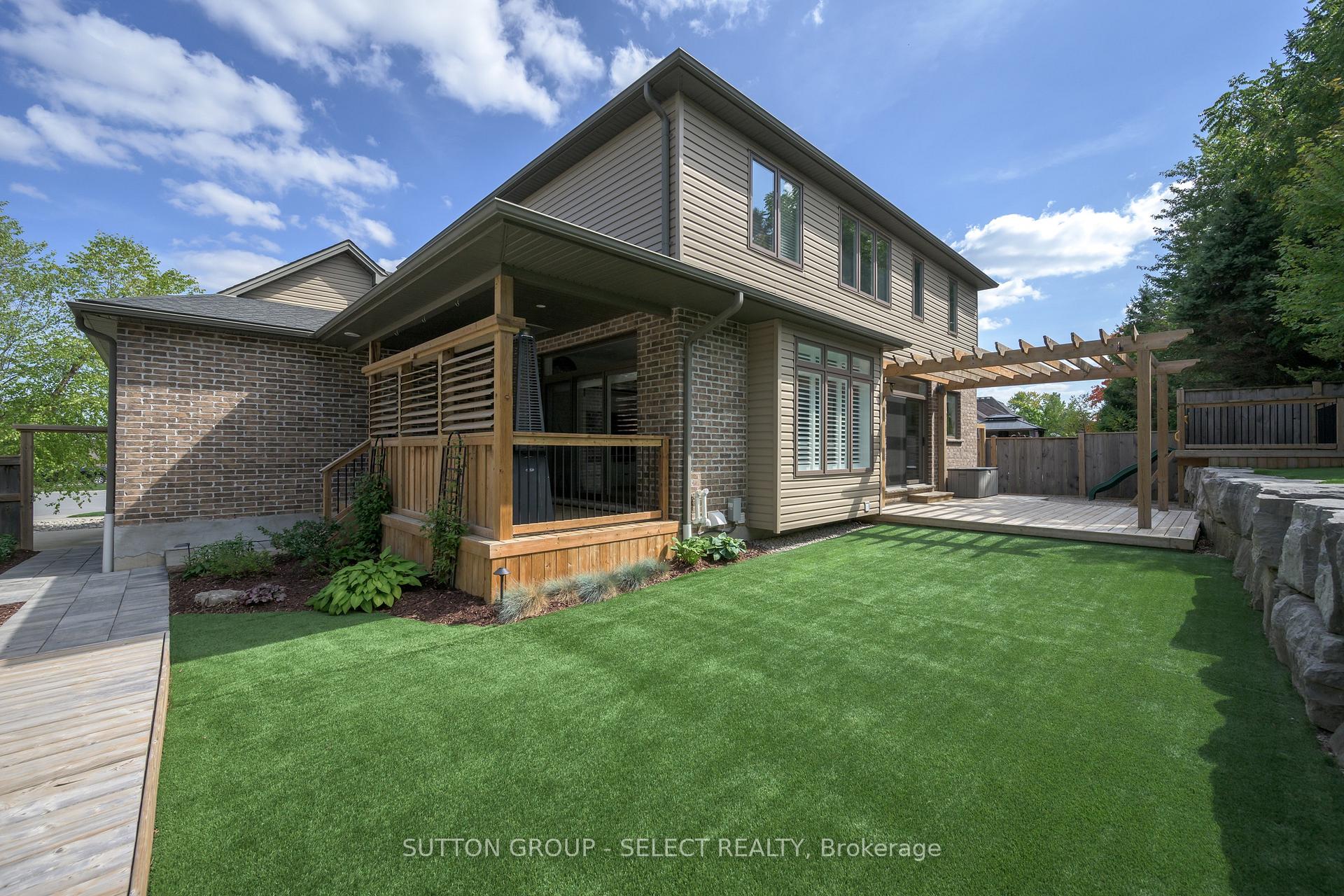 Photo 44 of 216 Martin Drive, Middlesex Centre, Ilderton — HOMEH