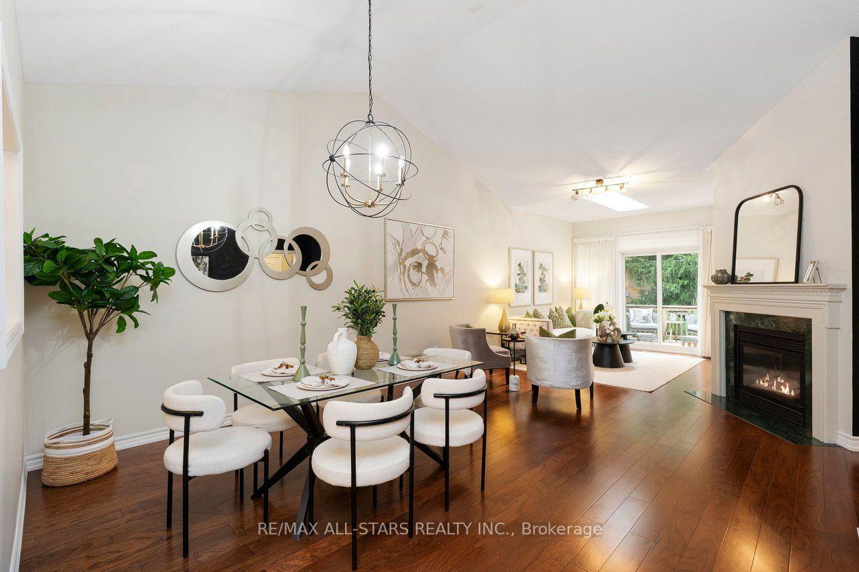 Photo 2 of 22 Sandpiper Key Way, Markham, Greensborough — HOMEH