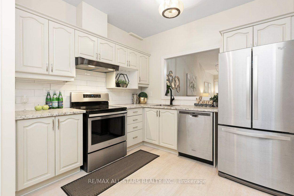 Photo 15 of 22 Sandpiper Key Way, Markham, Greensborough — HOMEH