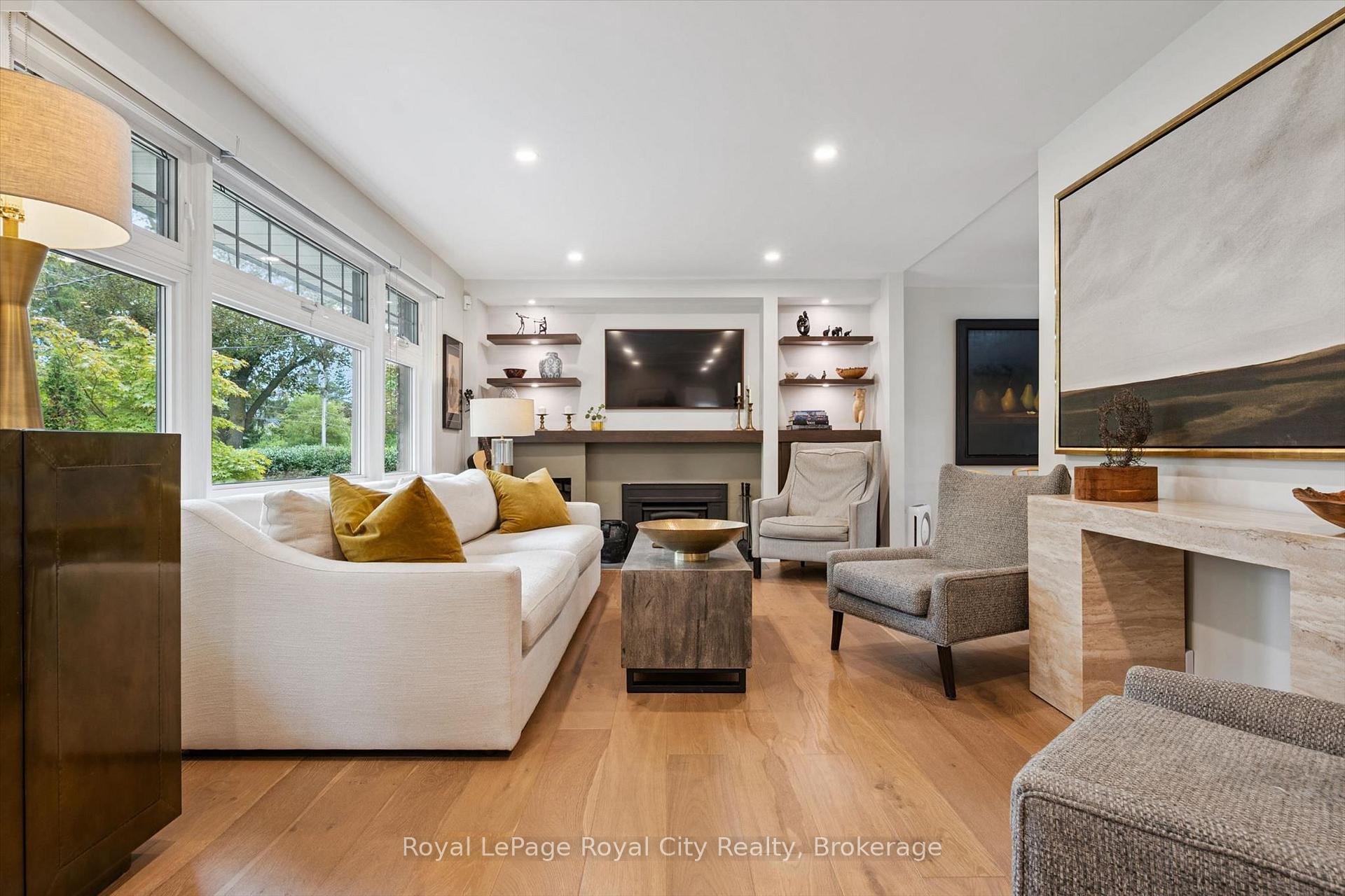 Photo 4 of 12 Westmount Road, Guelph, Exhibition Park — HOMEH