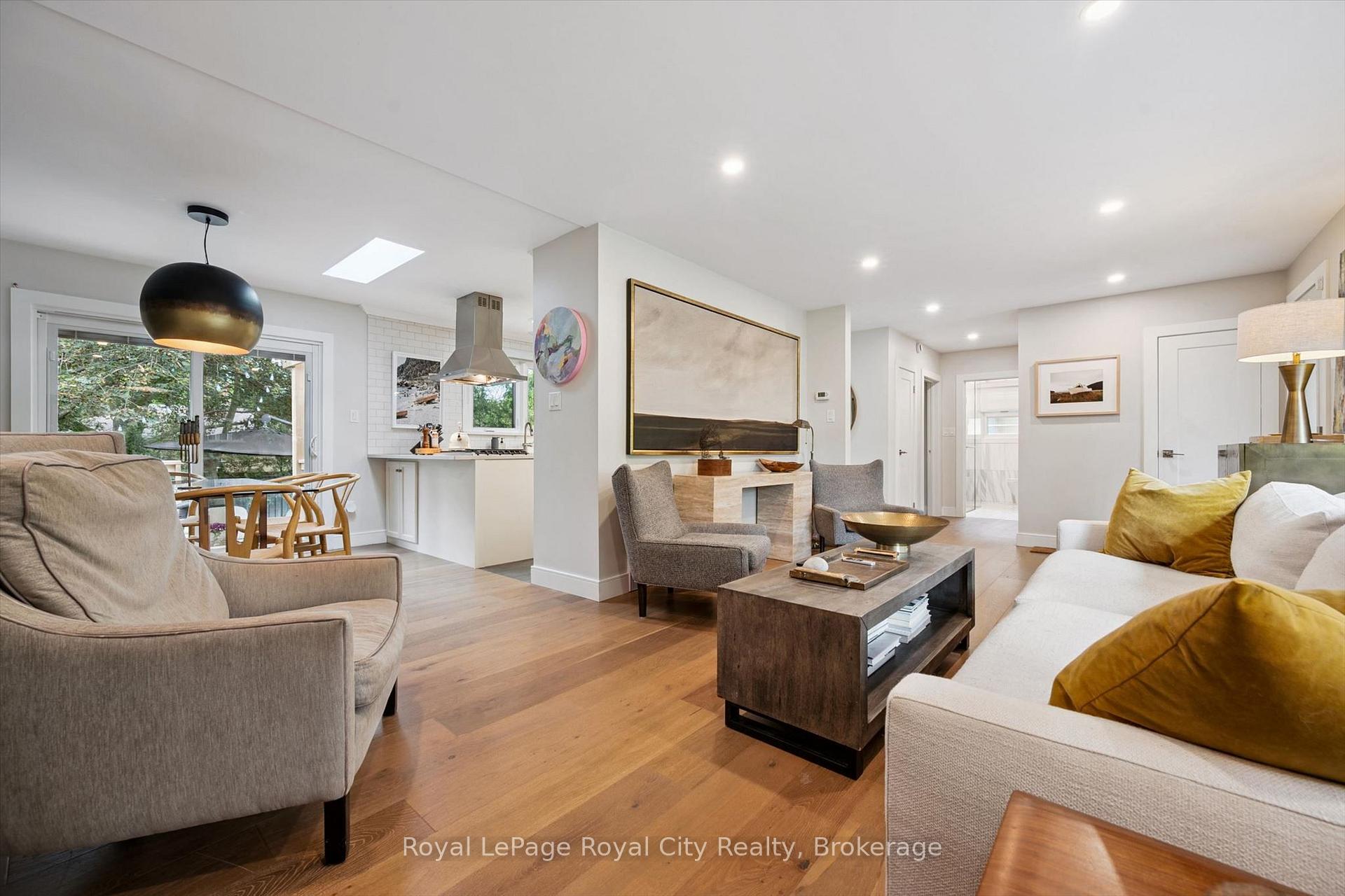 Photo 5 of 12 Westmount Road, Guelph, Exhibition Park — HOMEH