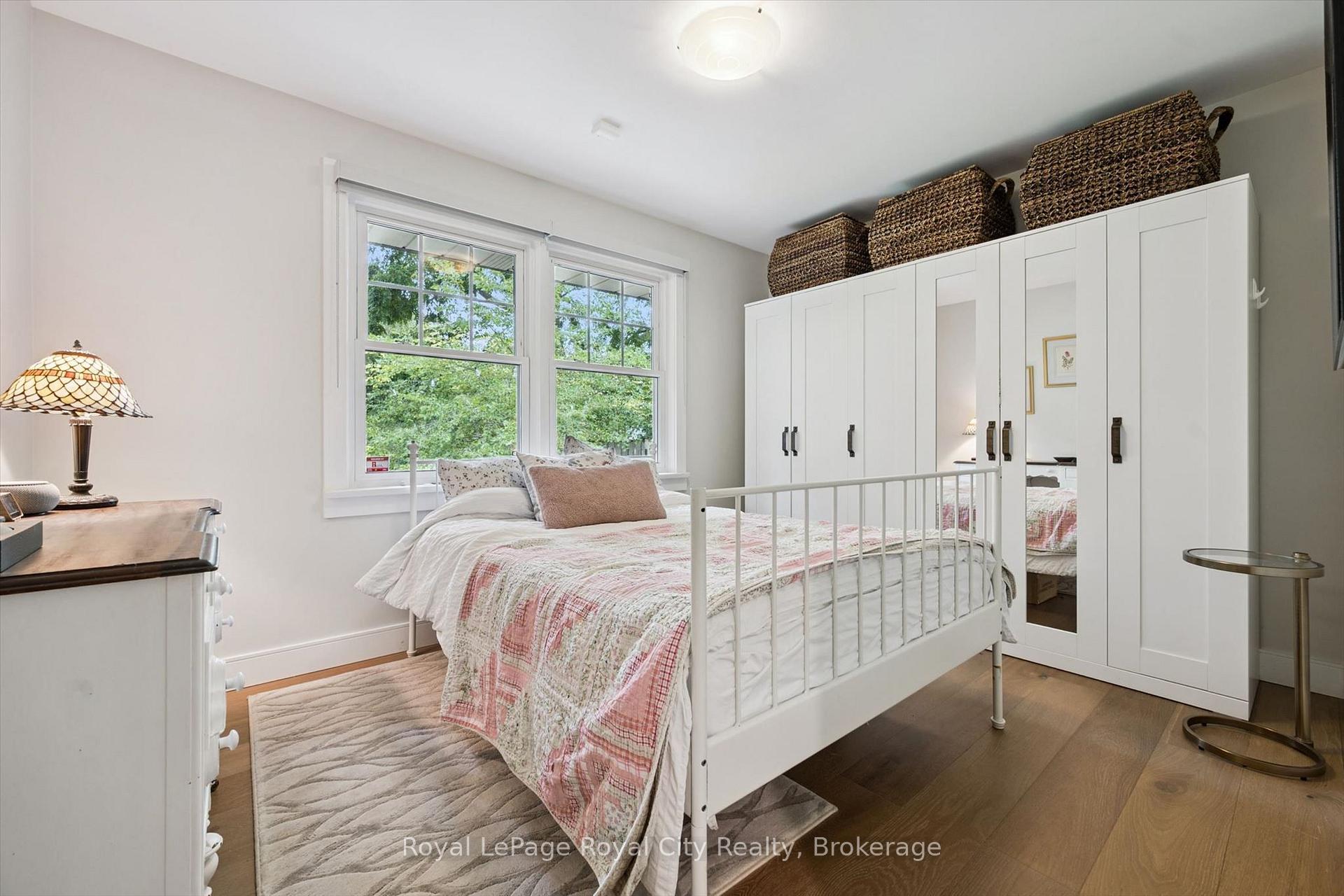 Photo 11 of 12 Westmount Road, Guelph, Exhibition Park — HOMEH