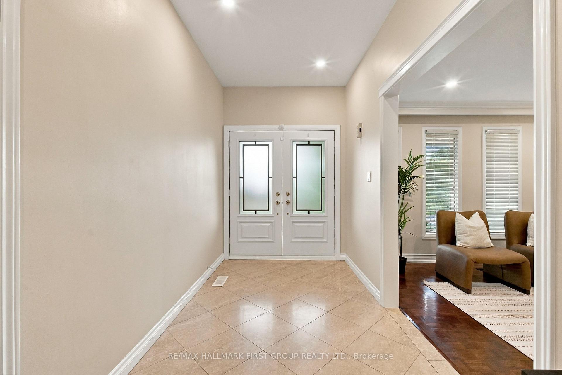 Photo 8 of 520 McLeod Crescent, Pickering, Rosebank — HOMEH