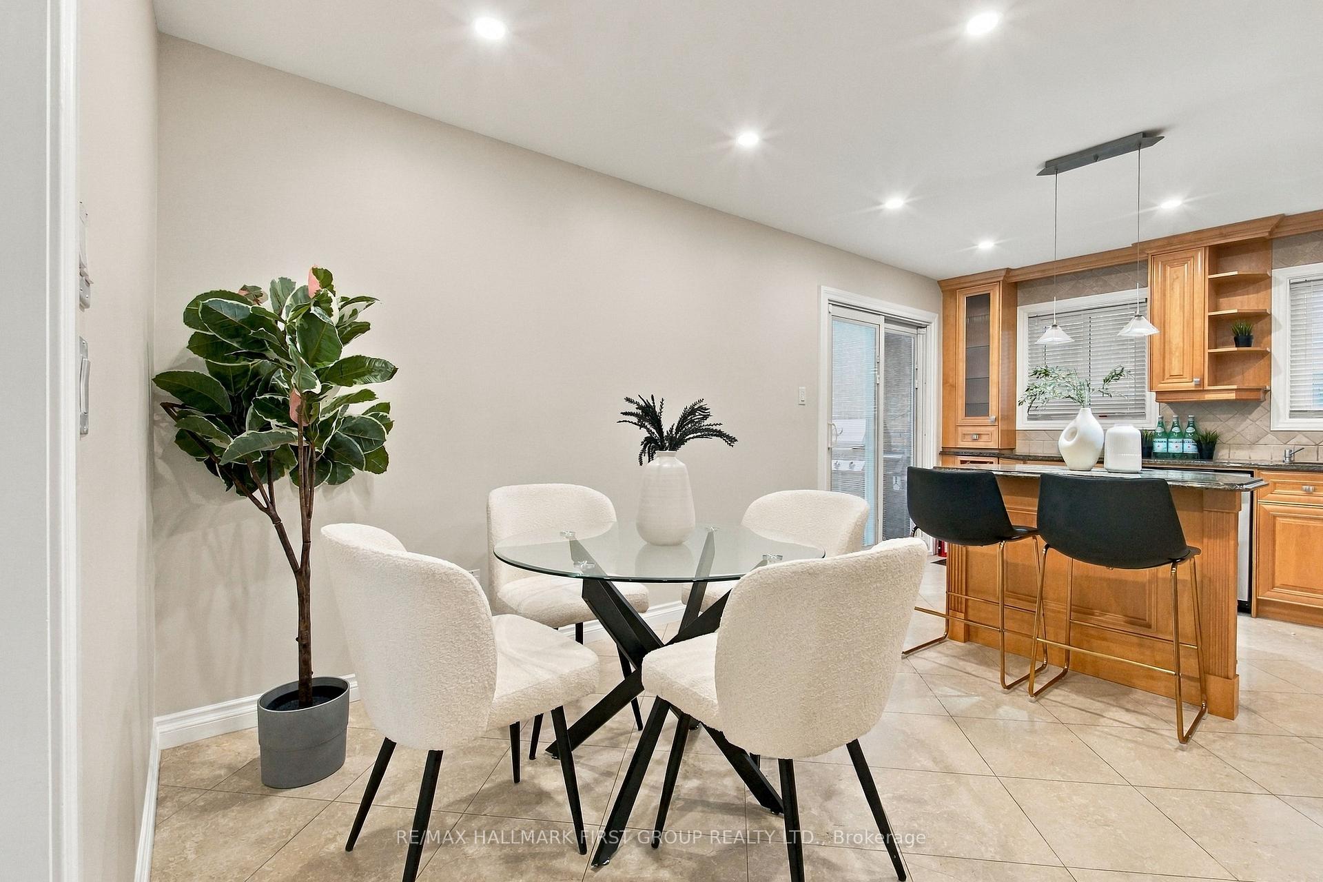 Photo 26 of 520 McLeod Crescent, Pickering, Rosebank — HOMEH