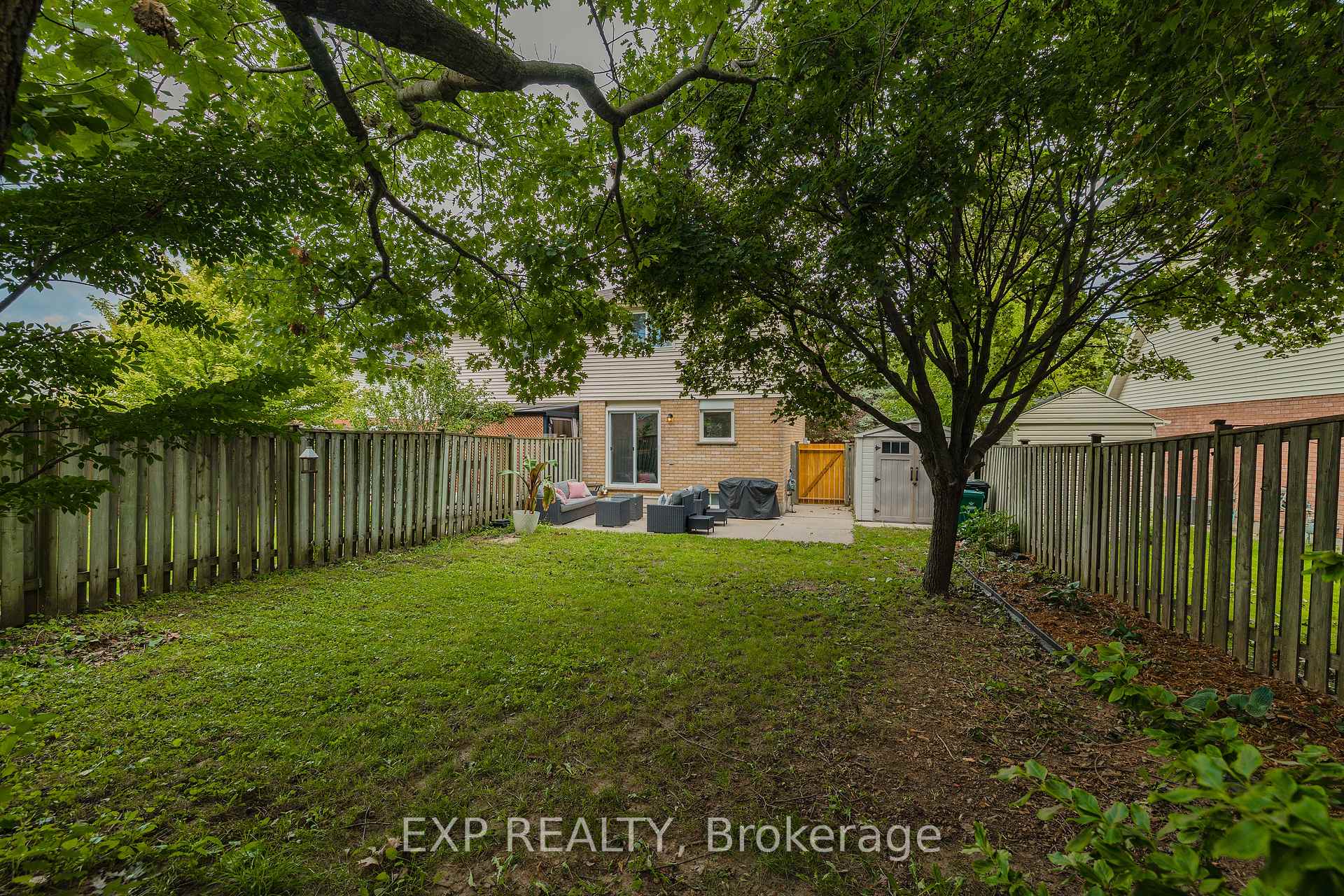 Photo 28 of 949 Elgin Street N, Cambridge, Greenway-Chaplin — HOMEH
