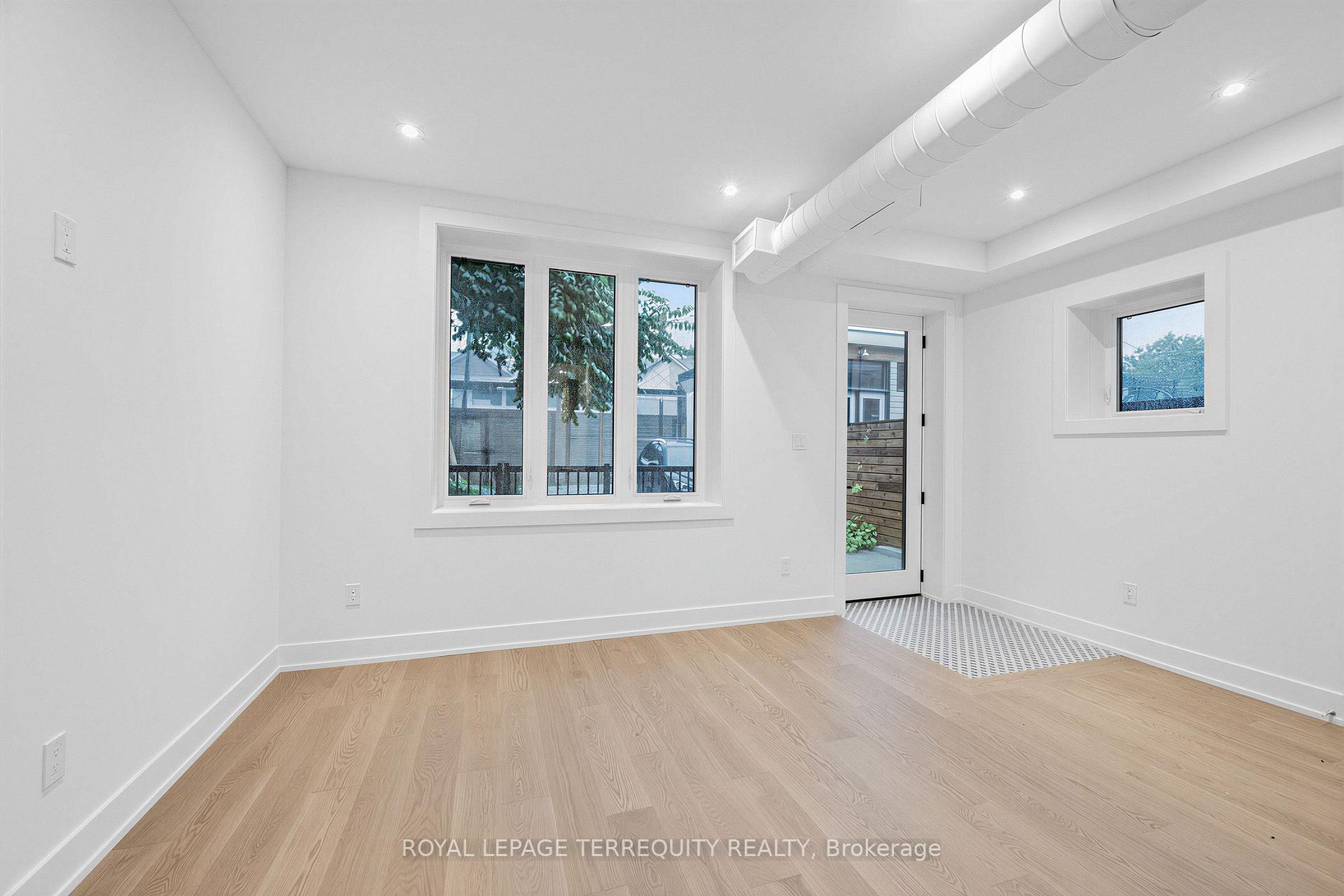 Photo 21 of 16 Fennings Street, Toronto, Trinity-Bellwoods — HOMEH