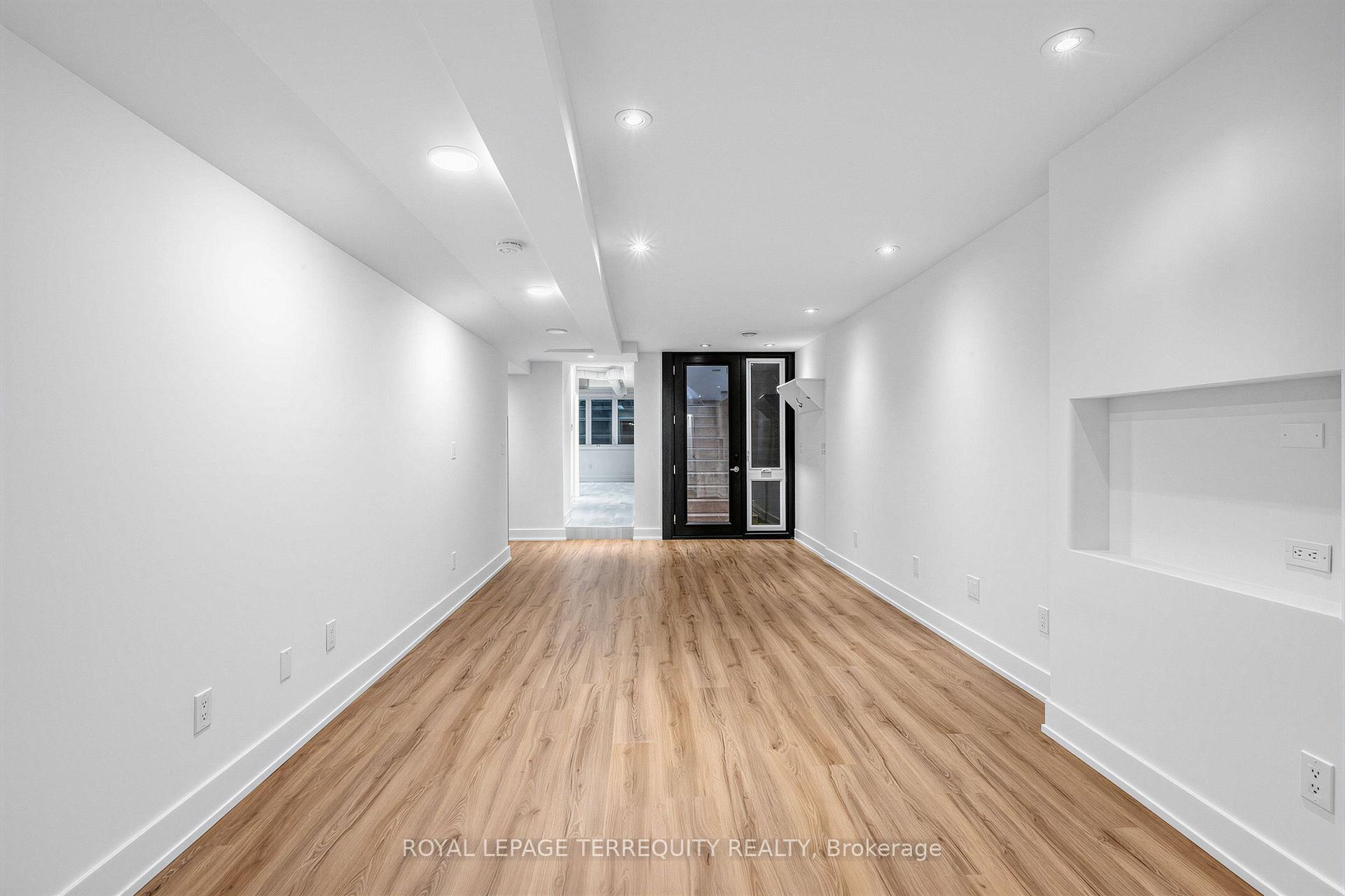 Photo 32 of 16 Fennings Street, Toronto, Trinity-Bellwoods — HOMEH