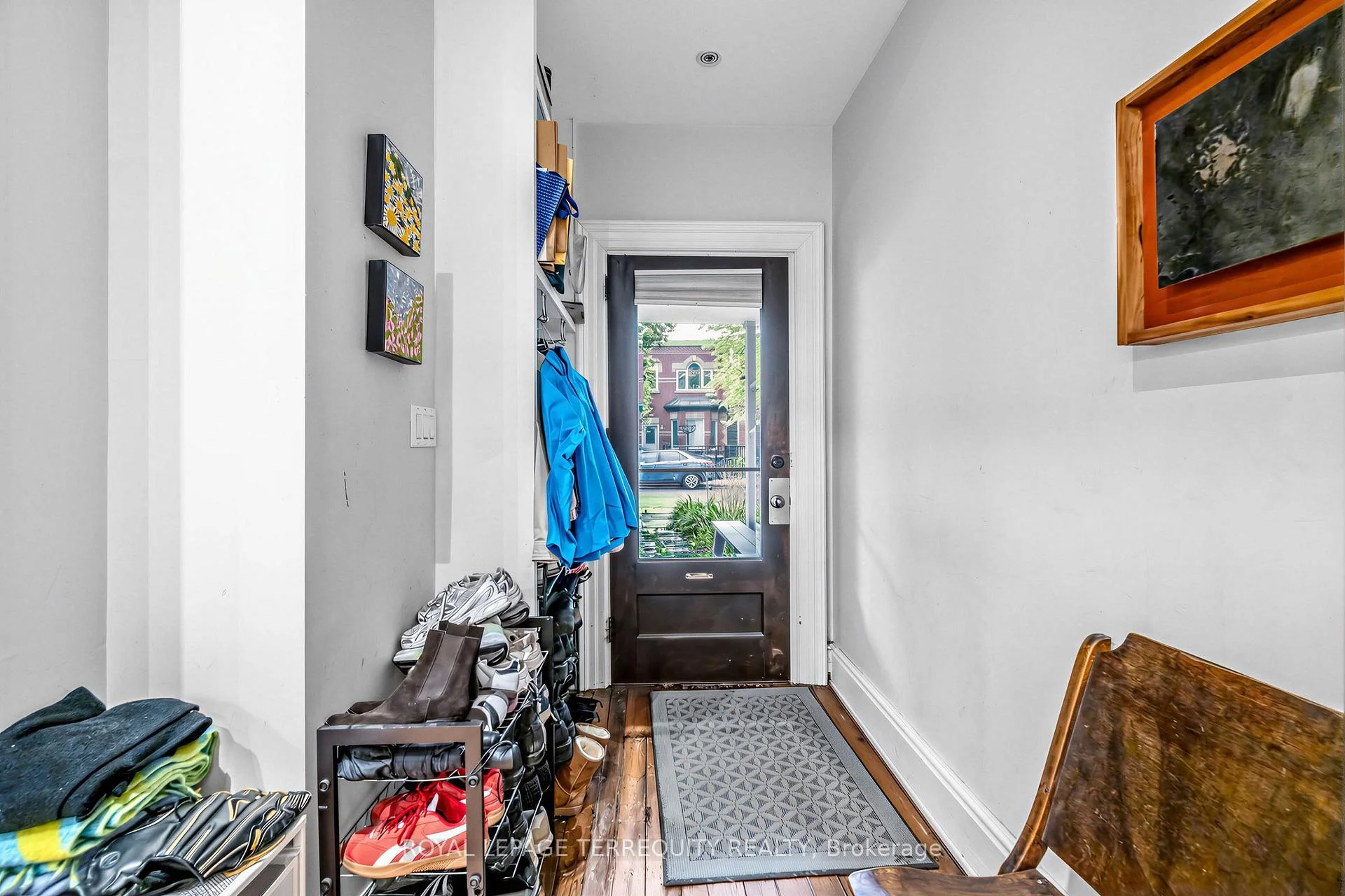 Photo 6 of 16 Fennings Street, Toronto, Trinity-Bellwoods — HOMEH