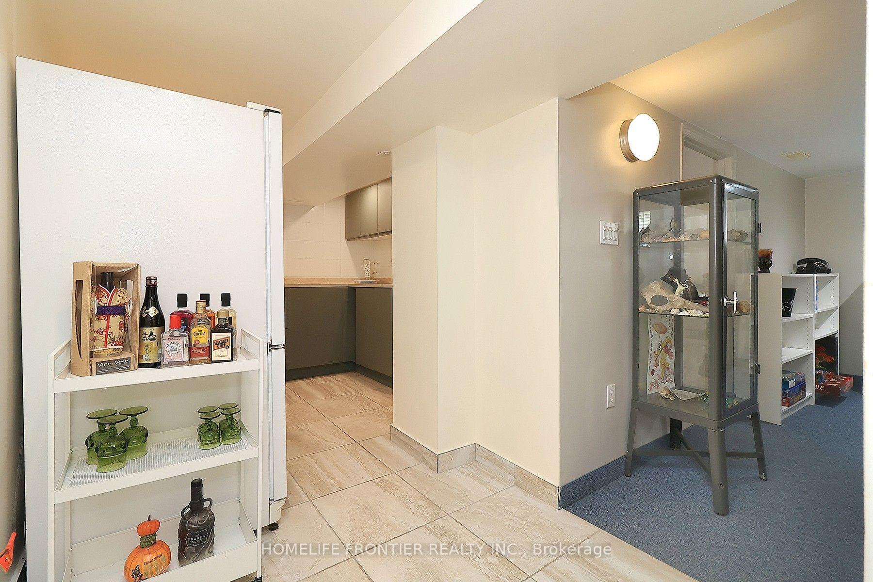 Photo 16 of 36 Silvercrest Avenue, Etobicoke, Alderwood — HOMEH
