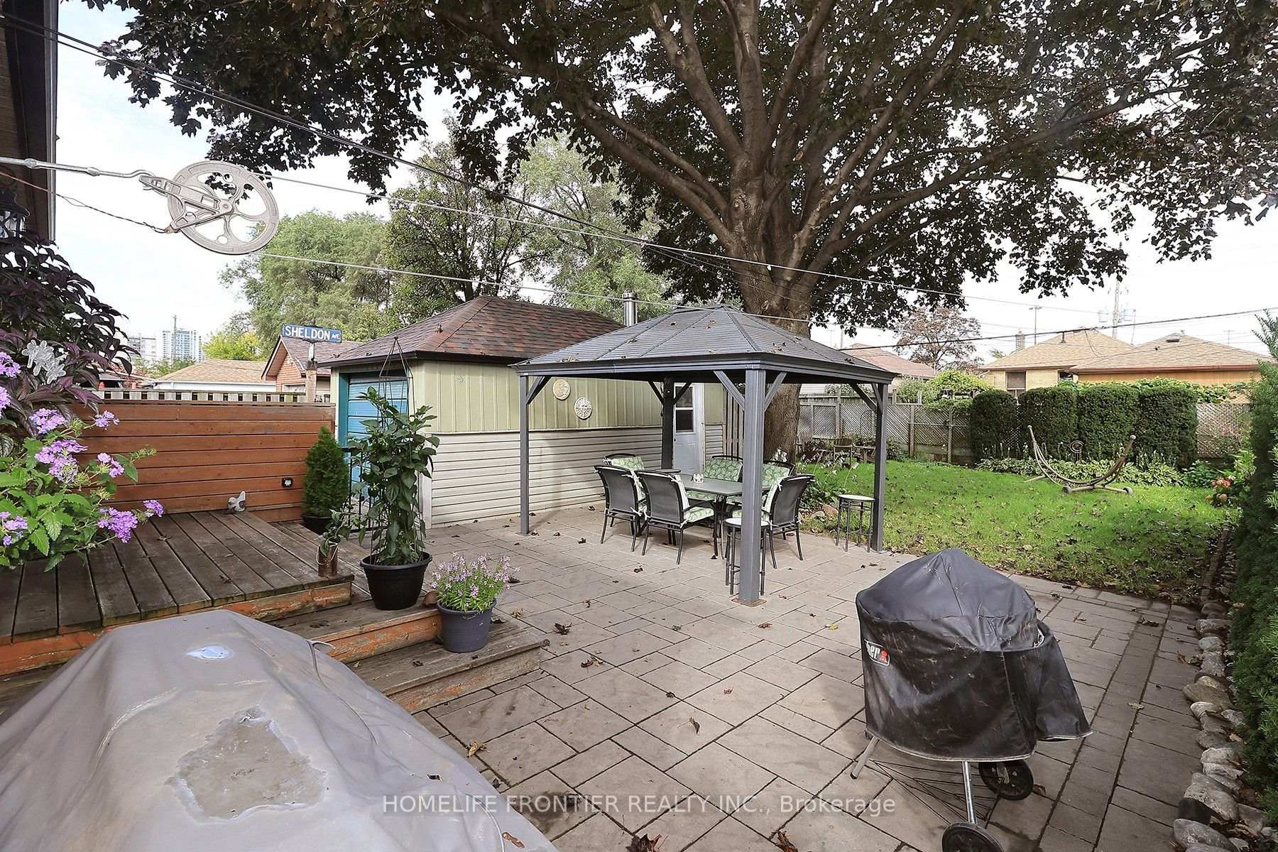 Photo 24 of 36 Silvercrest Avenue, Etobicoke, Alderwood — HOMEH