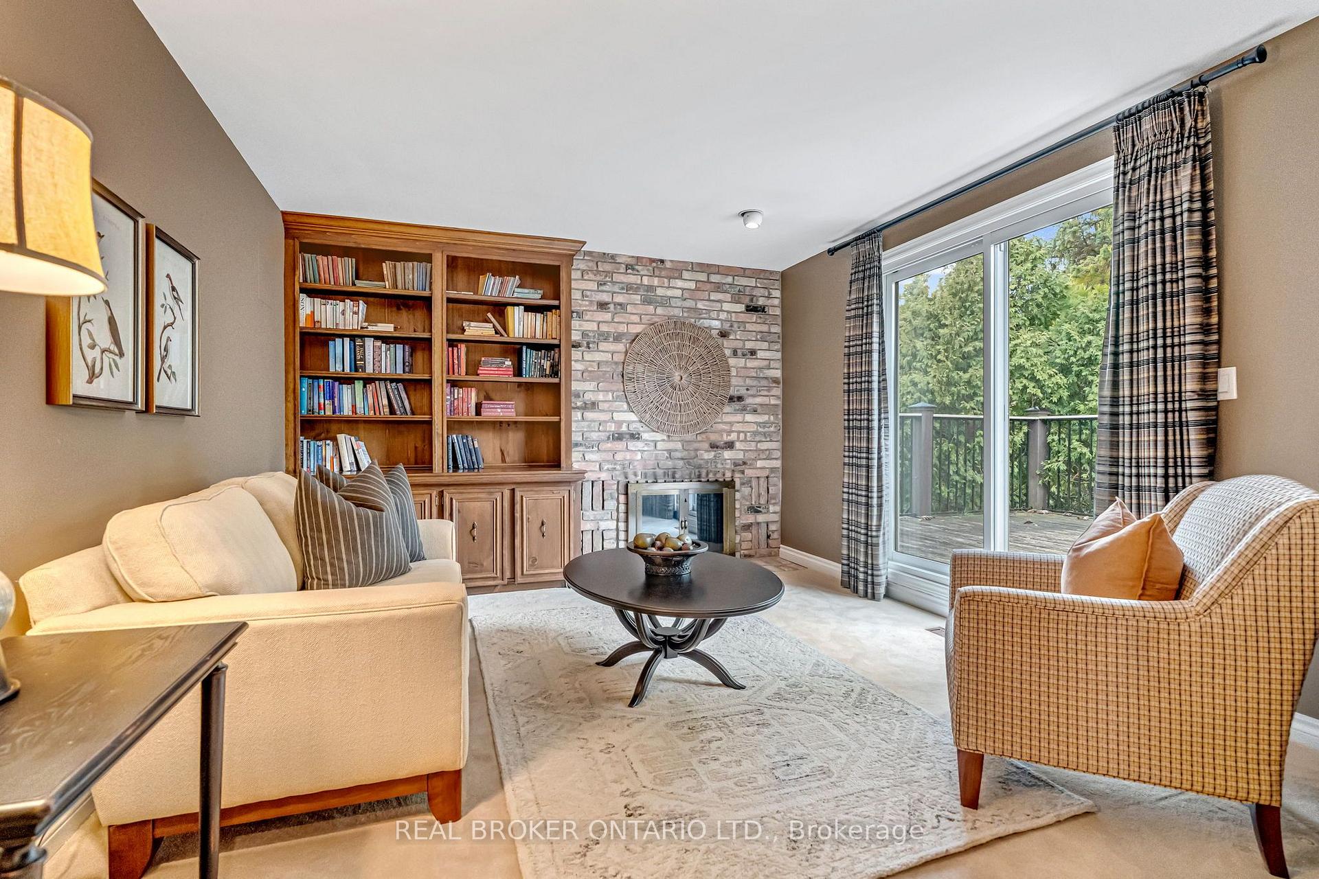 Photo 28 of 9 Flanders Drive, Hamilton, Waterdown — HOMEH