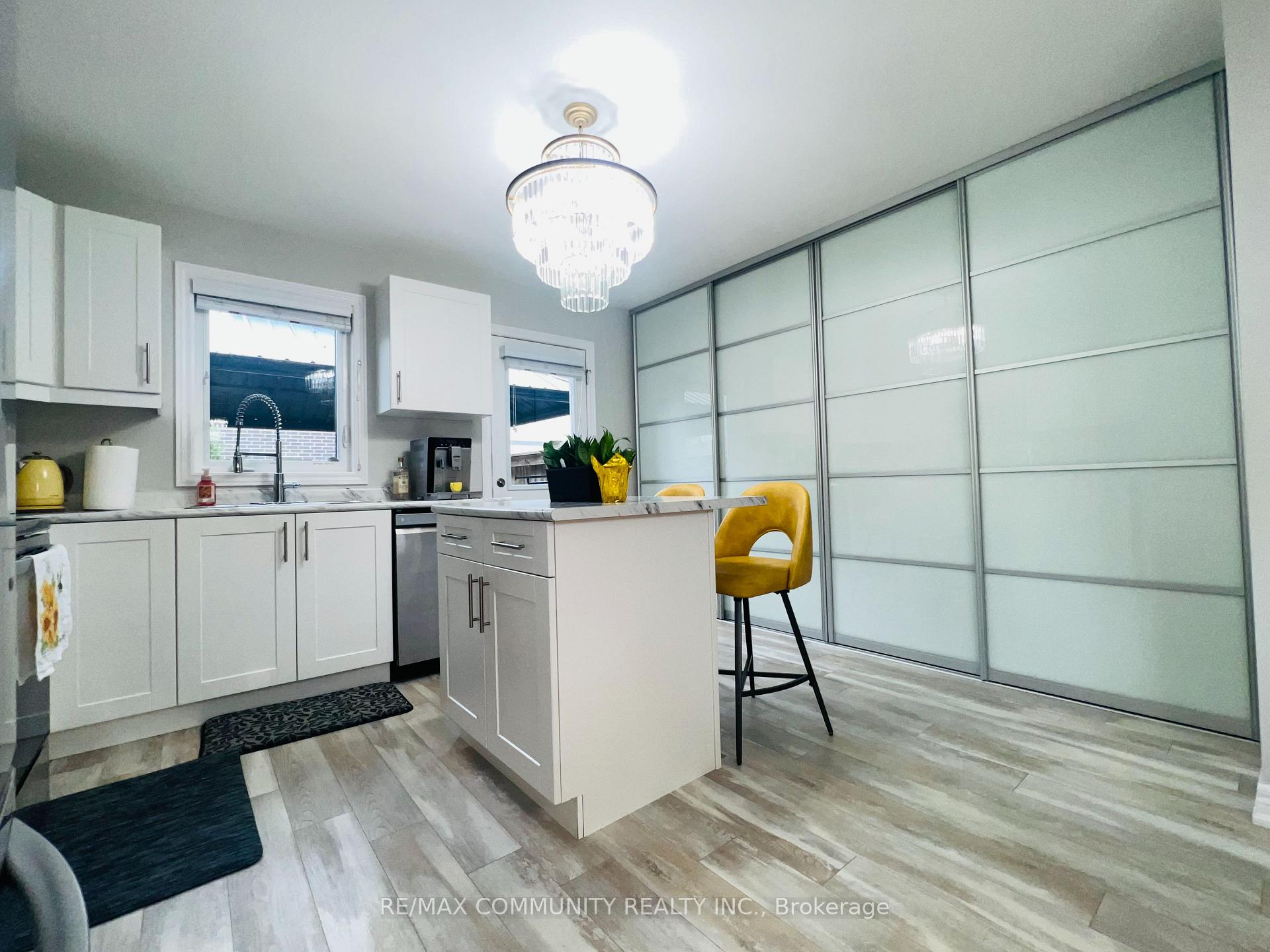 Photo 9 of Unit 50, 7768 Ascot Circle, Niagara Falls, Ascot — HOMEH