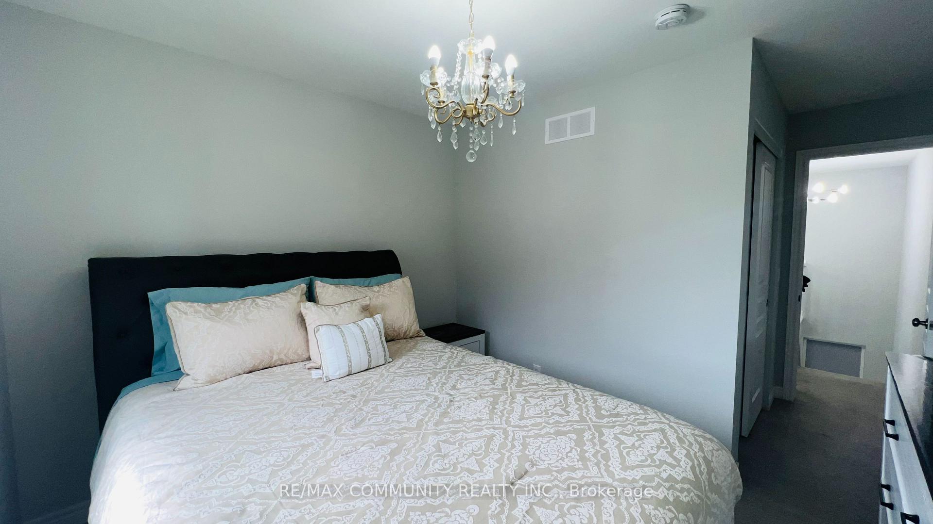 Photo 11 of Unit 50, 7768 Ascot Circle, Niagara Falls, Ascot — HOMEH