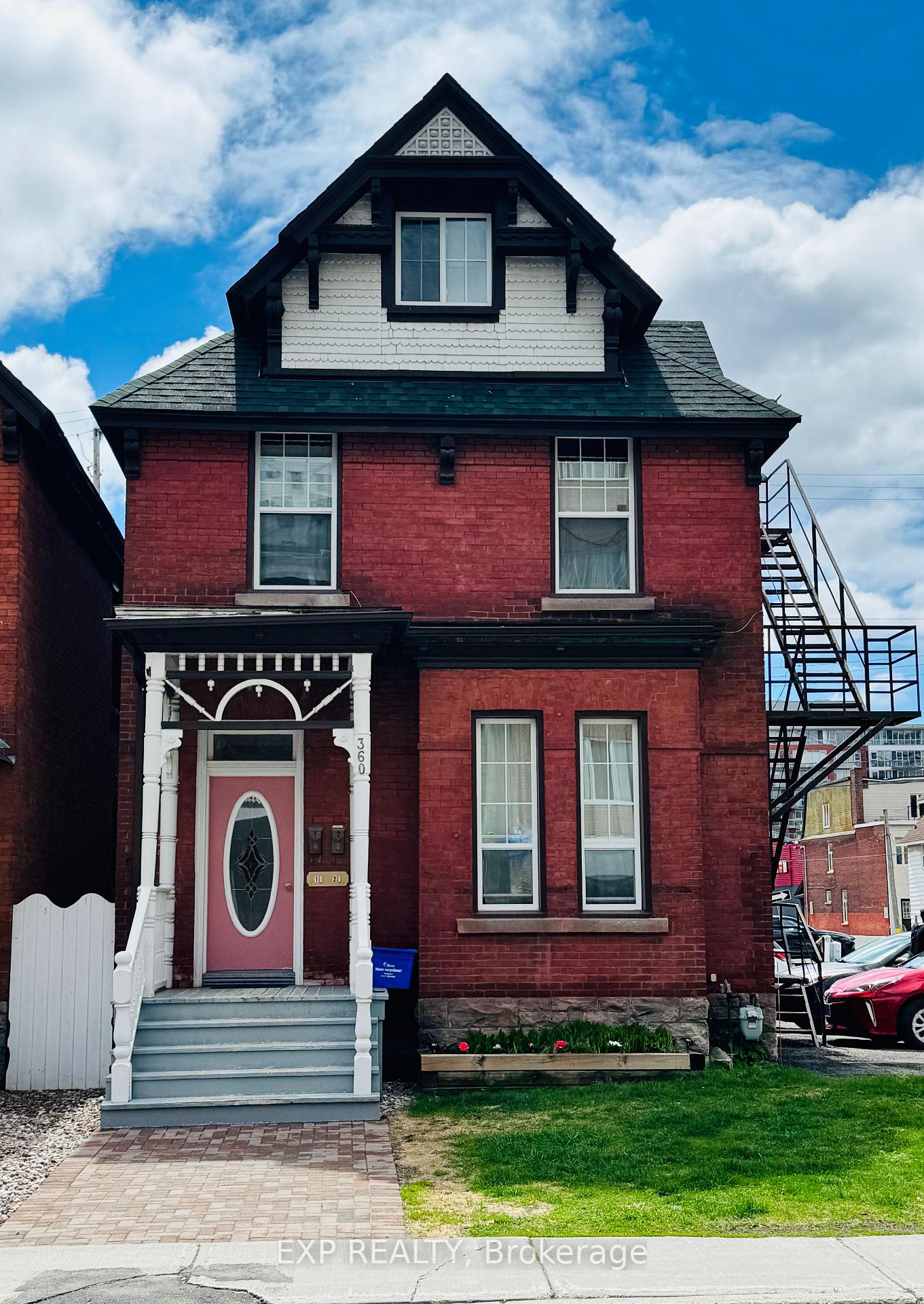 Photo 1 of 360 Gilmour Street, Ottawa, Ottawa Centre — HOMEH