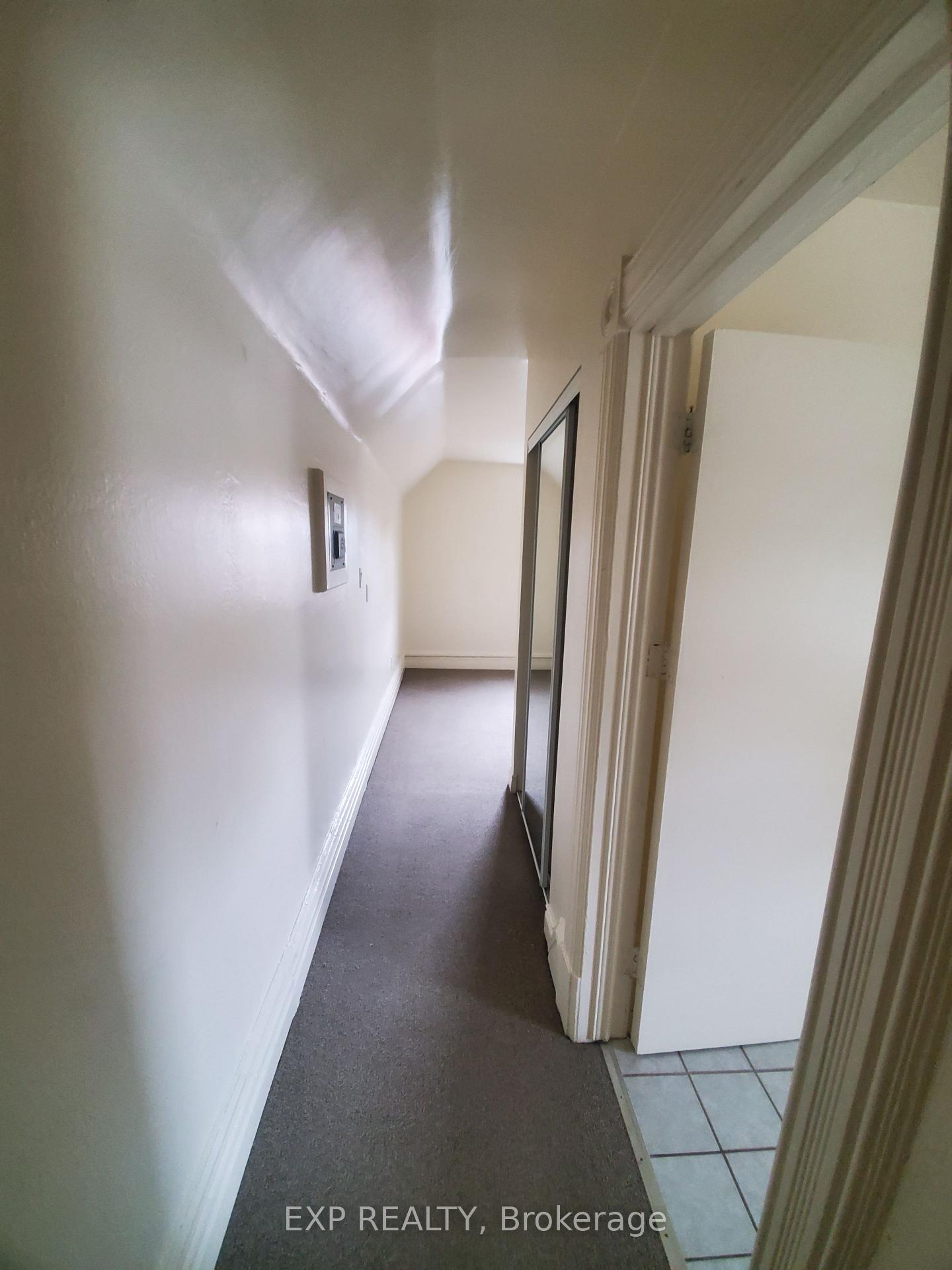 Photo 7 of 360 Gilmour Street, Ottawa, Ottawa Centre — HOMEH