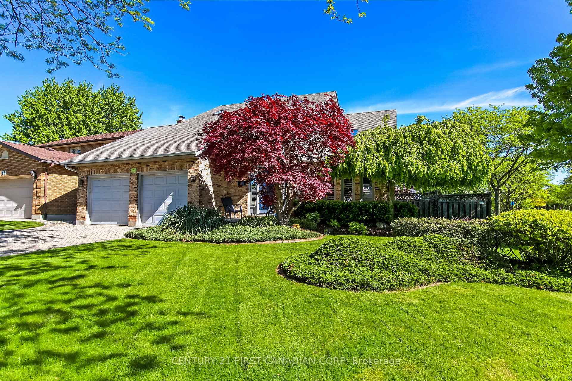 Photo 4 of 47 Monte Vista Crescent, London, South N — HOMEH