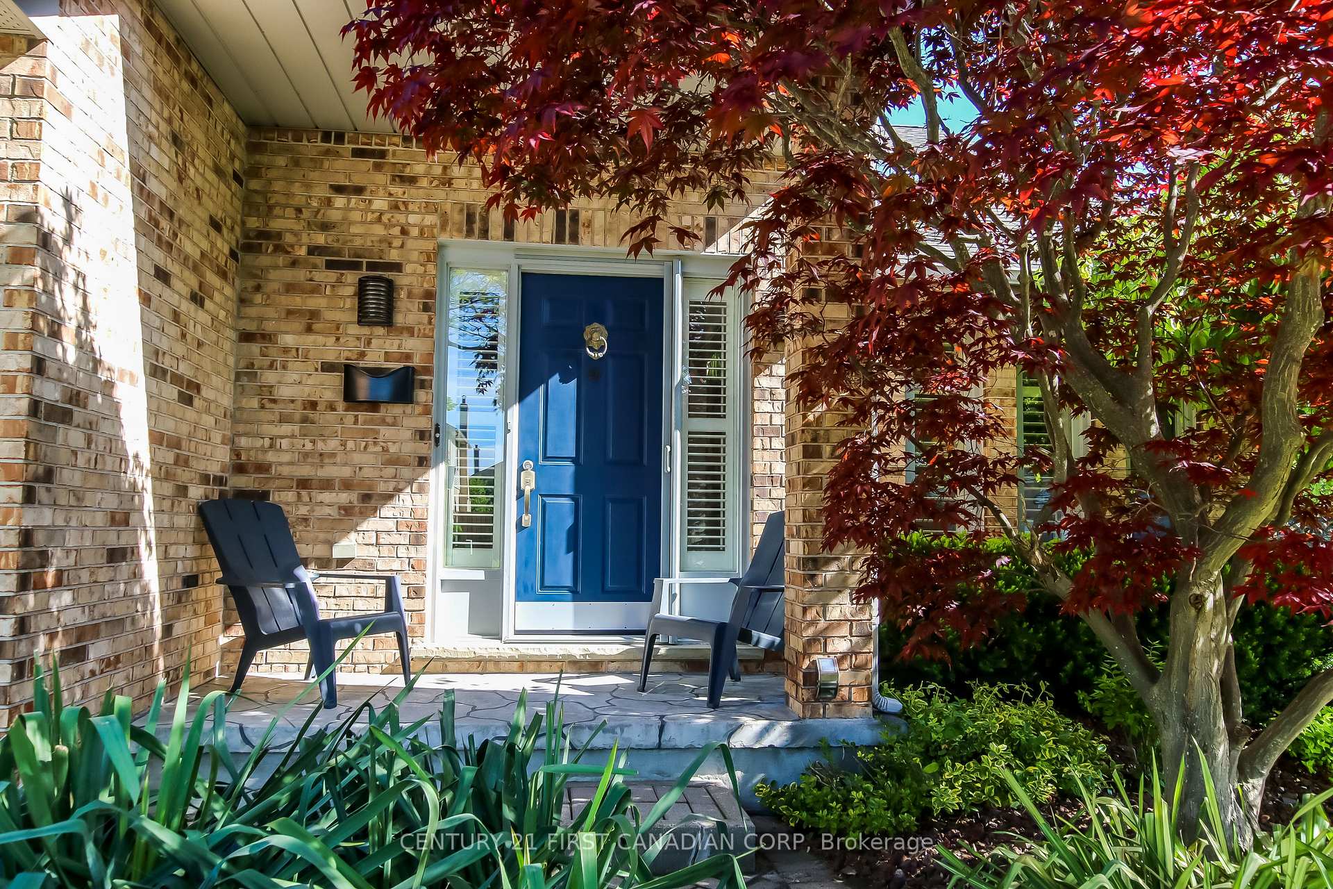 Photo 6 of 47 Monte Vista Crescent, London, South N — HOMEH