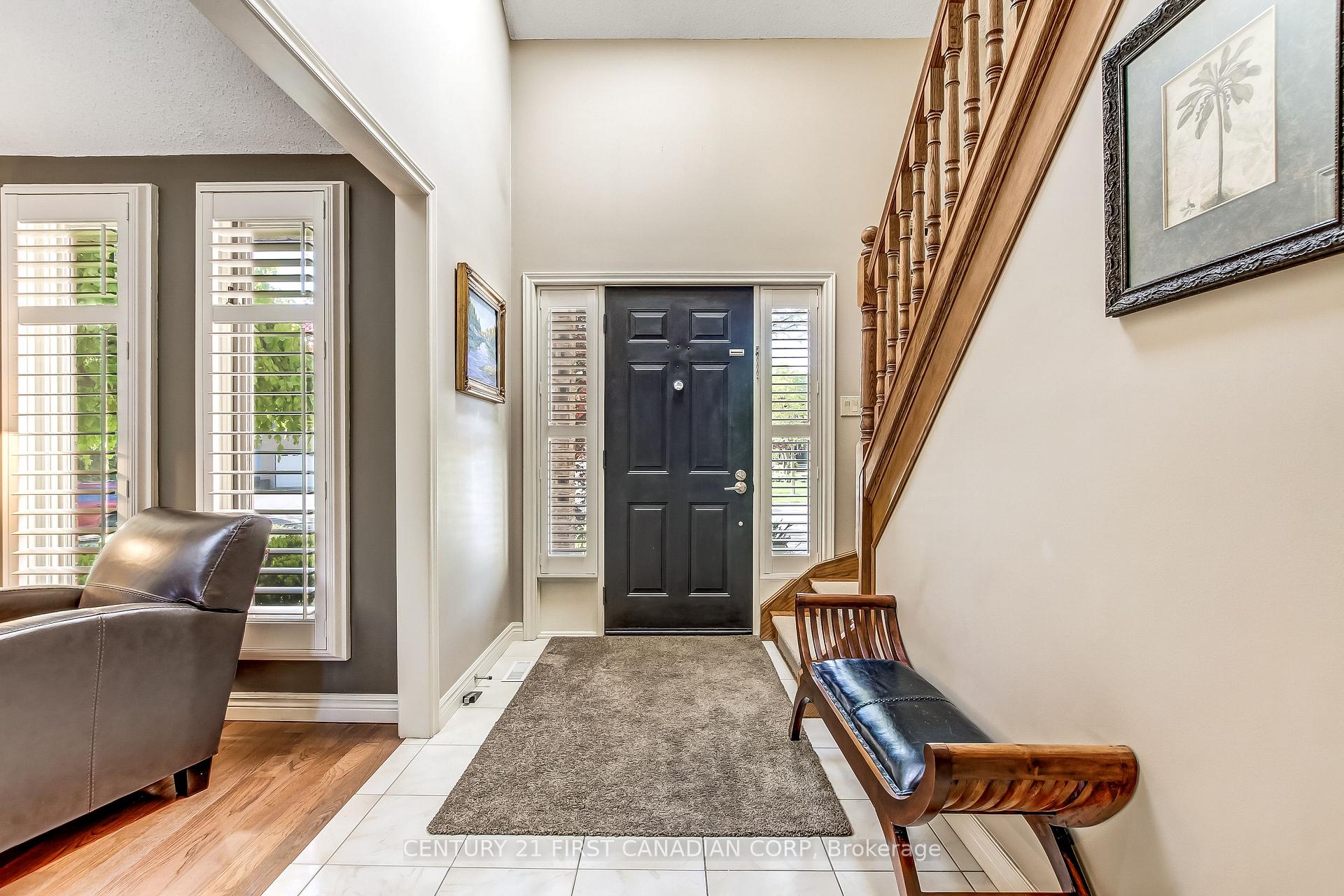 Photo 8 of 47 Monte Vista Crescent, London, South N — HOMEH