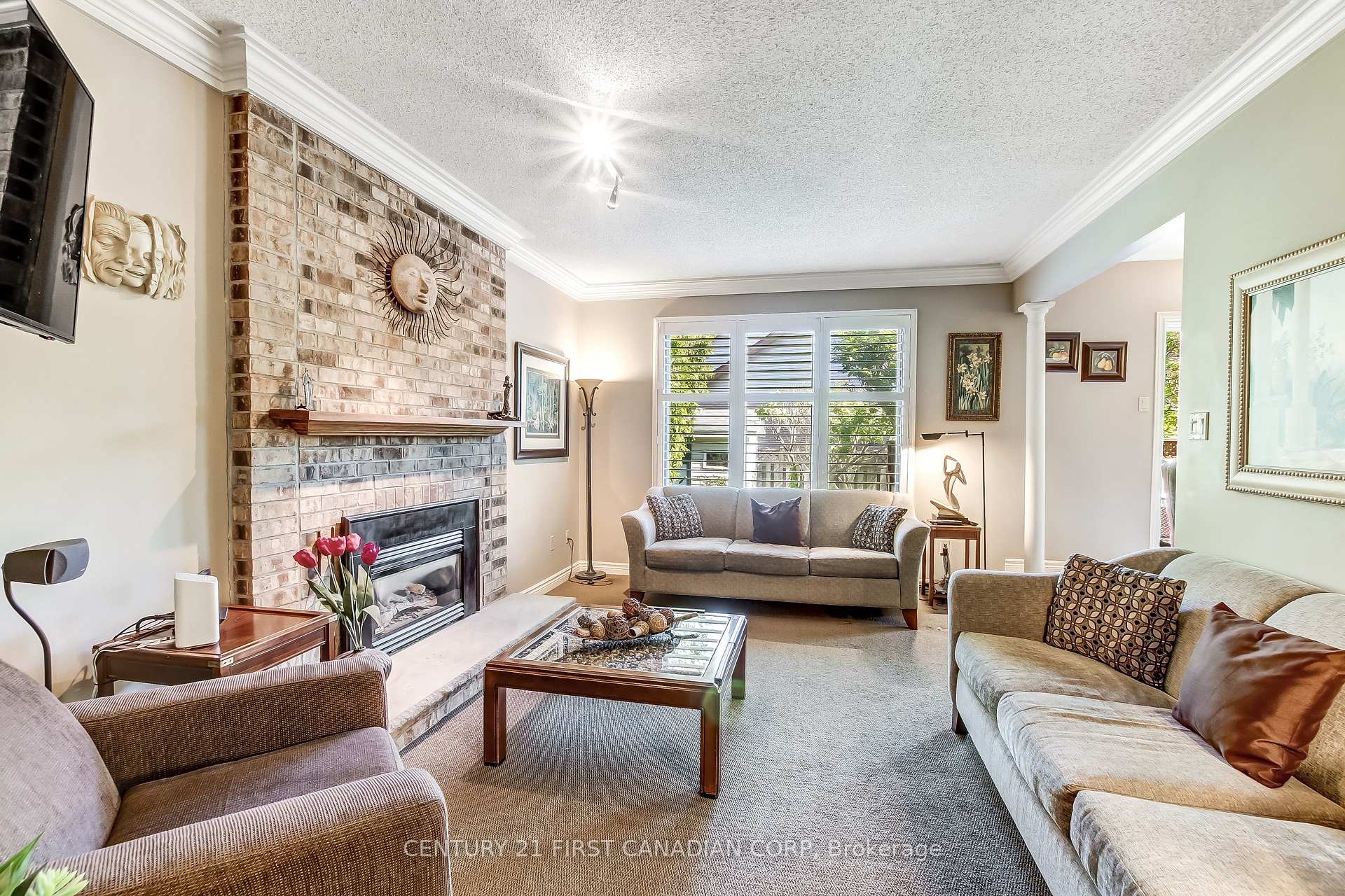 Photo 17 of 47 Monte Vista Crescent, London, South N — HOMEH