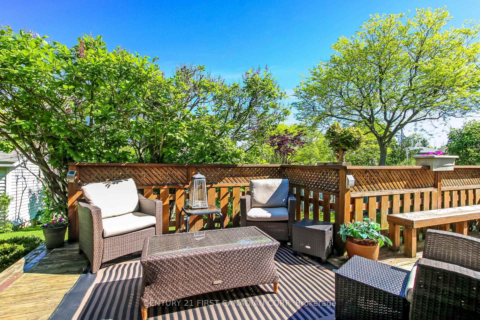 Photo 30 of 47 Monte Vista Crescent, London, South N — HOMEH