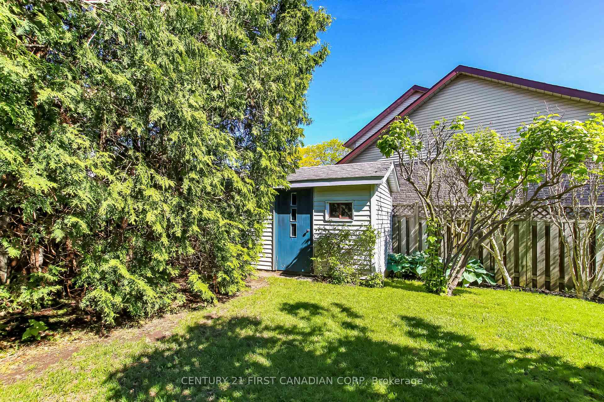 Photo 34 of 47 Monte Vista Crescent, London, South N — HOMEH