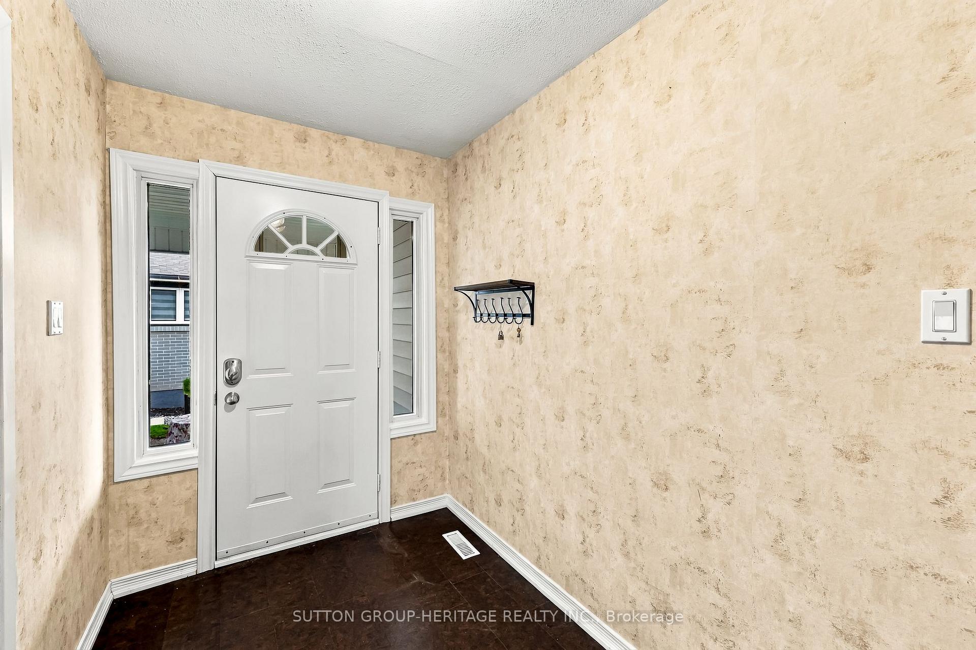 Photo 5 of 64 Gregory Road, Ajax, South East — HOMEH