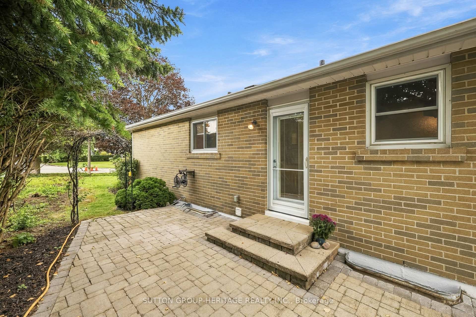 Photo 35 of 64 Gregory Road, Ajax, South East — HOMEH