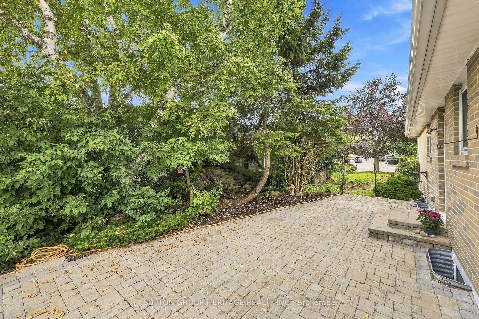 Photo 37 of 64 Gregory Road, Ajax, South East — HOMEH