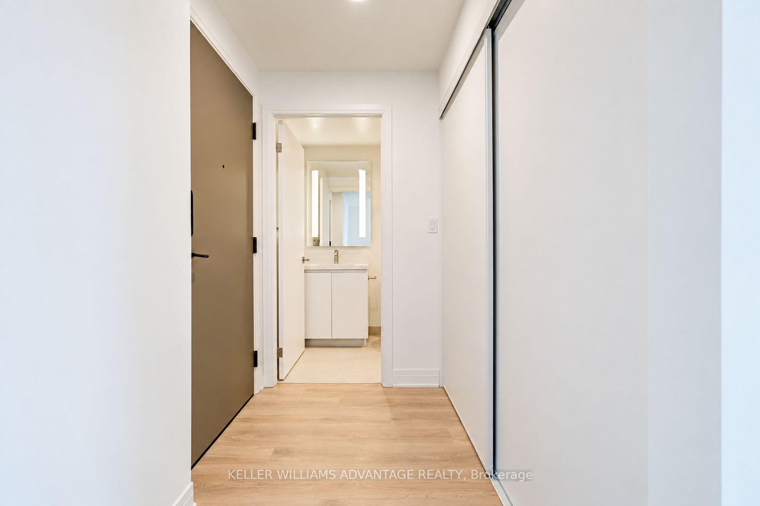 Photo 11 of Unit 4104, 4015 The Exchange, Mississauga, City Centre — HOMEH