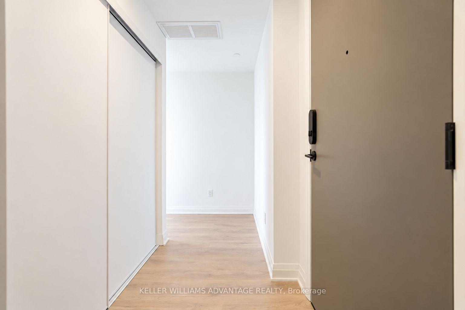 Photo 12 of Unit 4104, 4015 The Exchange, Mississauga, City Centre — HOMEH