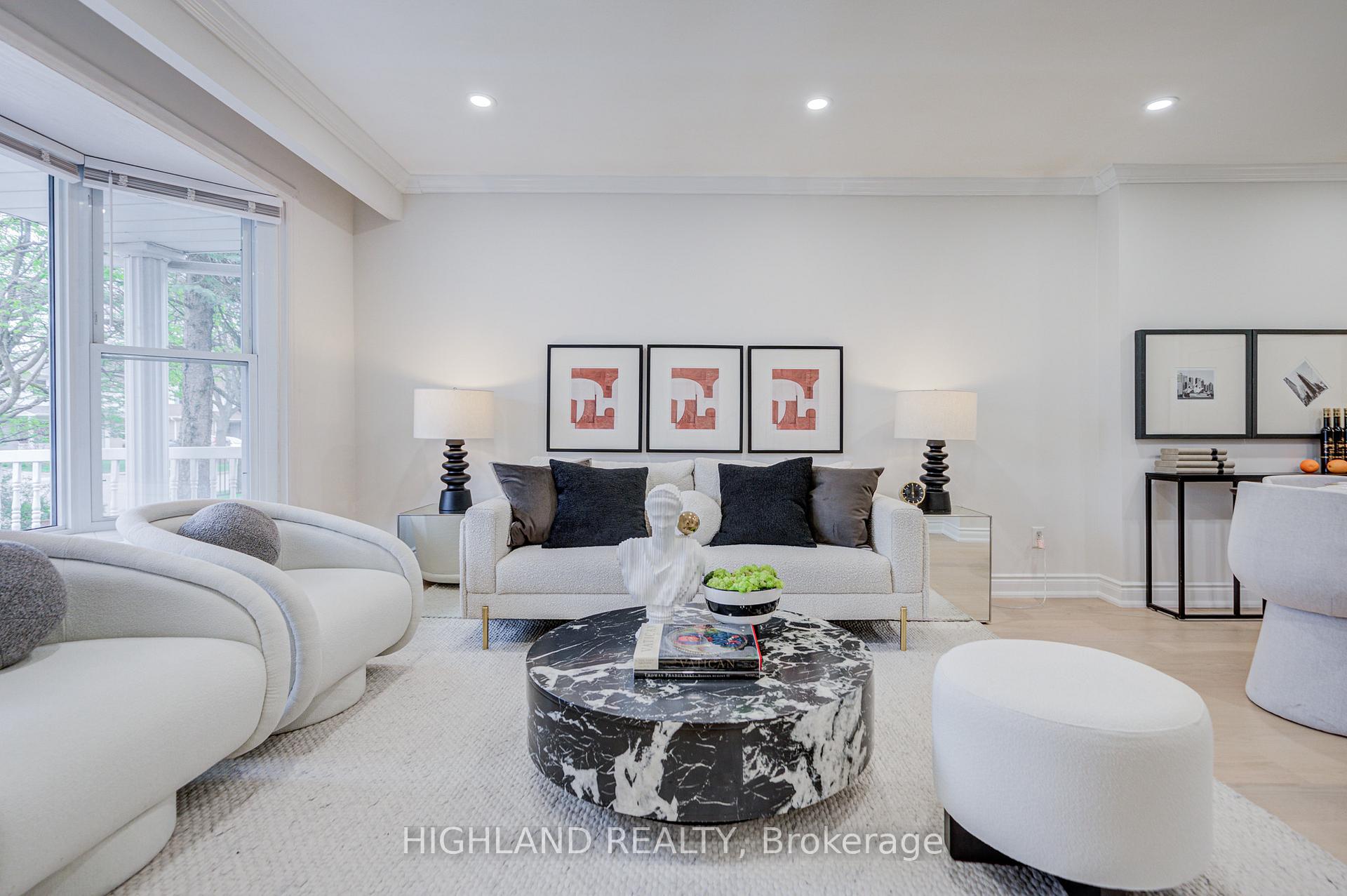 Photo 9 of 2231 Buttonbush Crescent, Mississauga, Erin Mills — HOMEH