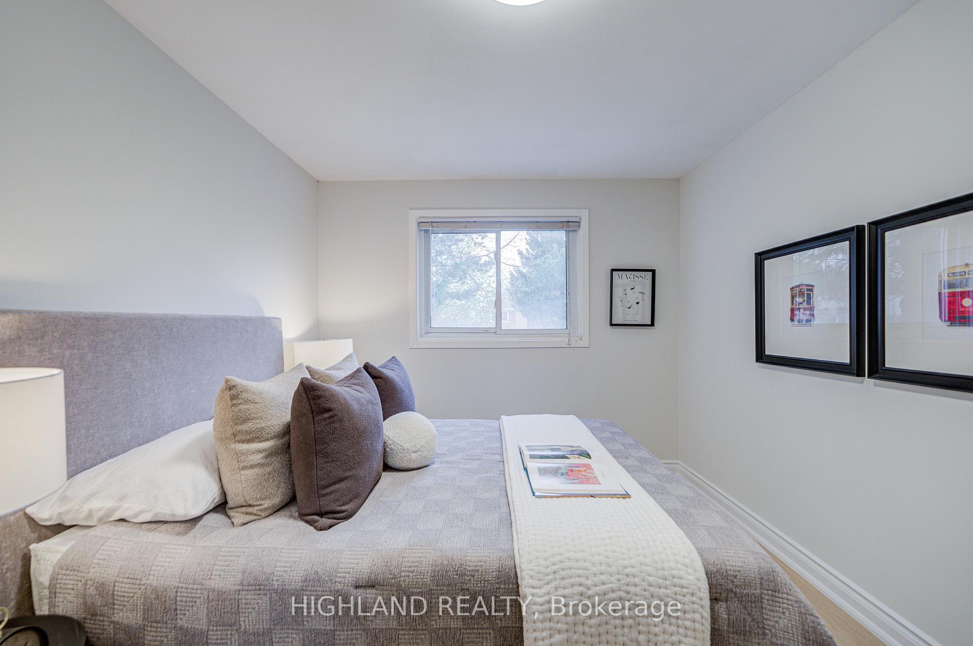 Photo 33 of 2231 Buttonbush Crescent, Mississauga, Erin Mills — HOMEH
