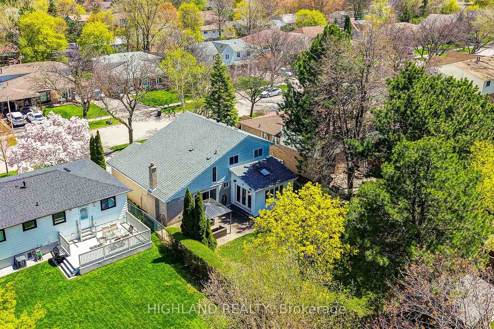 Photo 44 of 2231 Buttonbush Crescent, Mississauga, Erin Mills — HOMEH