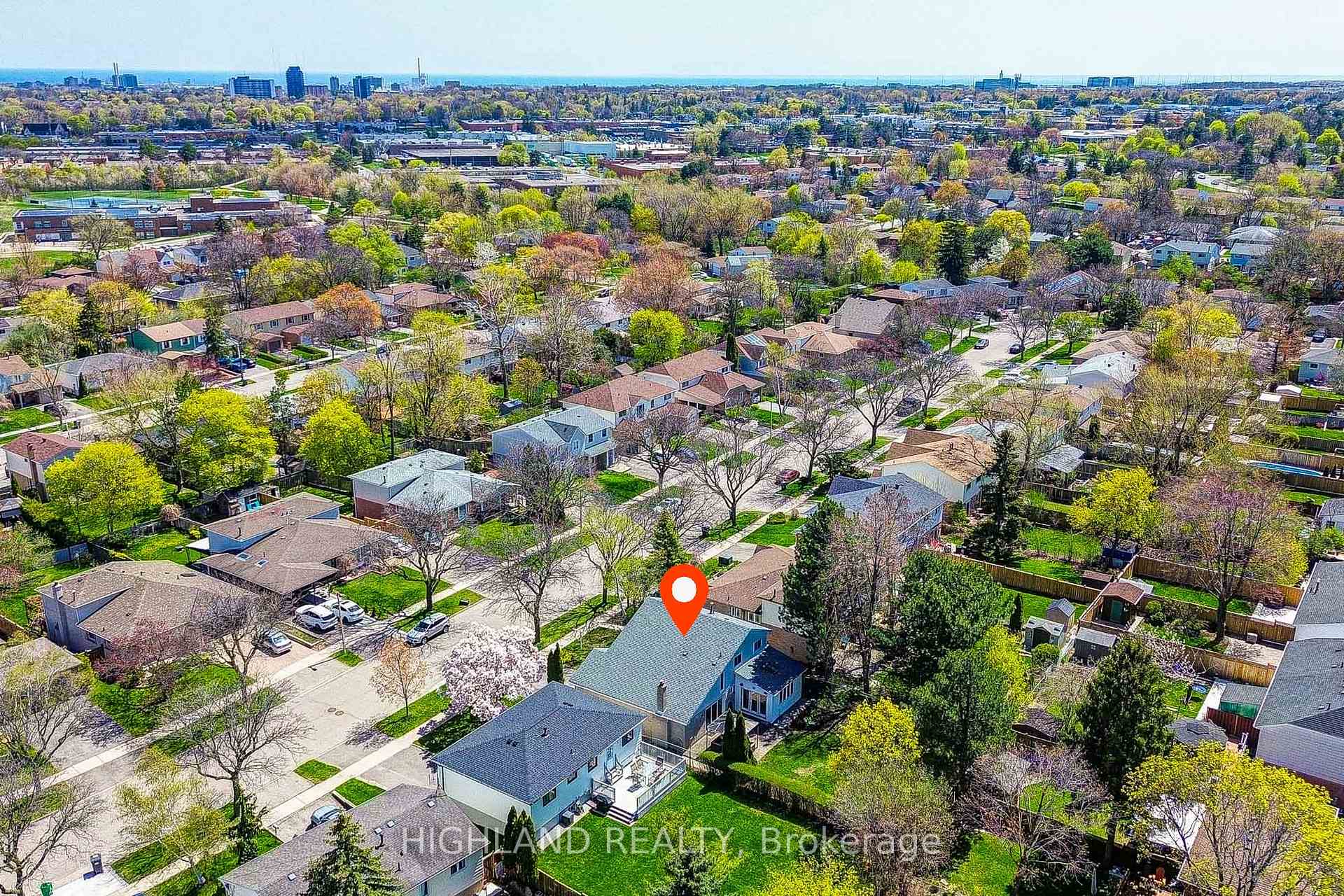 Photo 49 of 2231 Buttonbush Crescent, Mississauga, Erin Mills — HOMEH