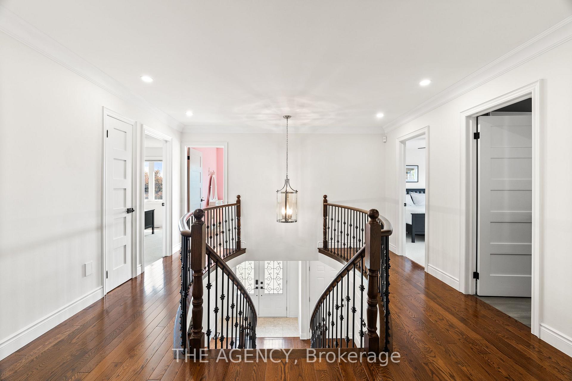 Photo 14 of 7 Stonegate Drive, Brampton, Snelgrove — HOMEH
