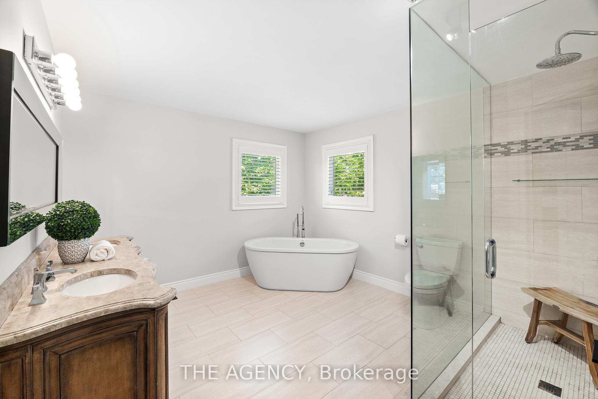 Photo 18 of 7 Stonegate Drive, Brampton, Snelgrove — HOMEH