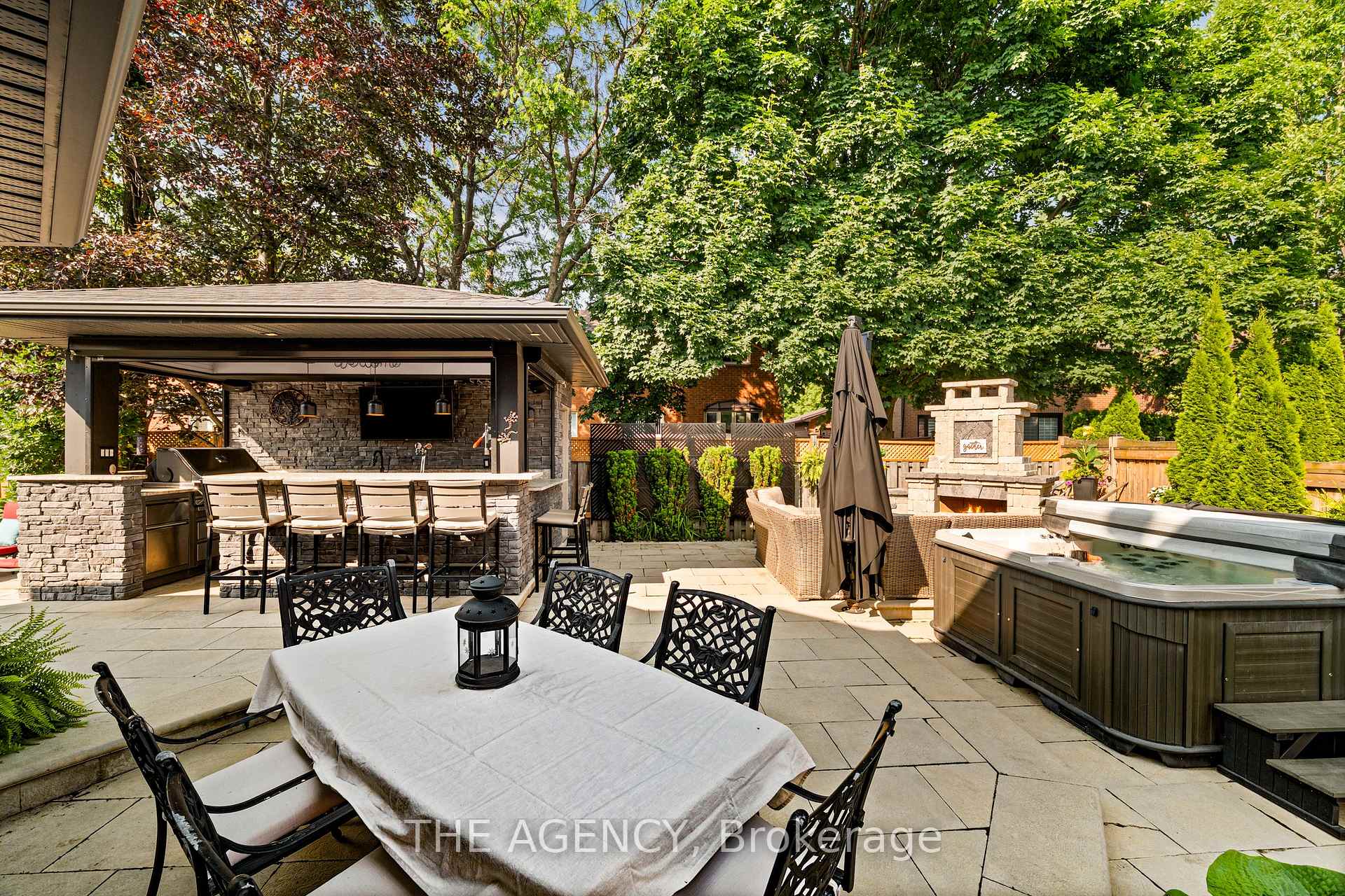 Photo 44 of 7 Stonegate Drive, Brampton, Snelgrove — HOMEH