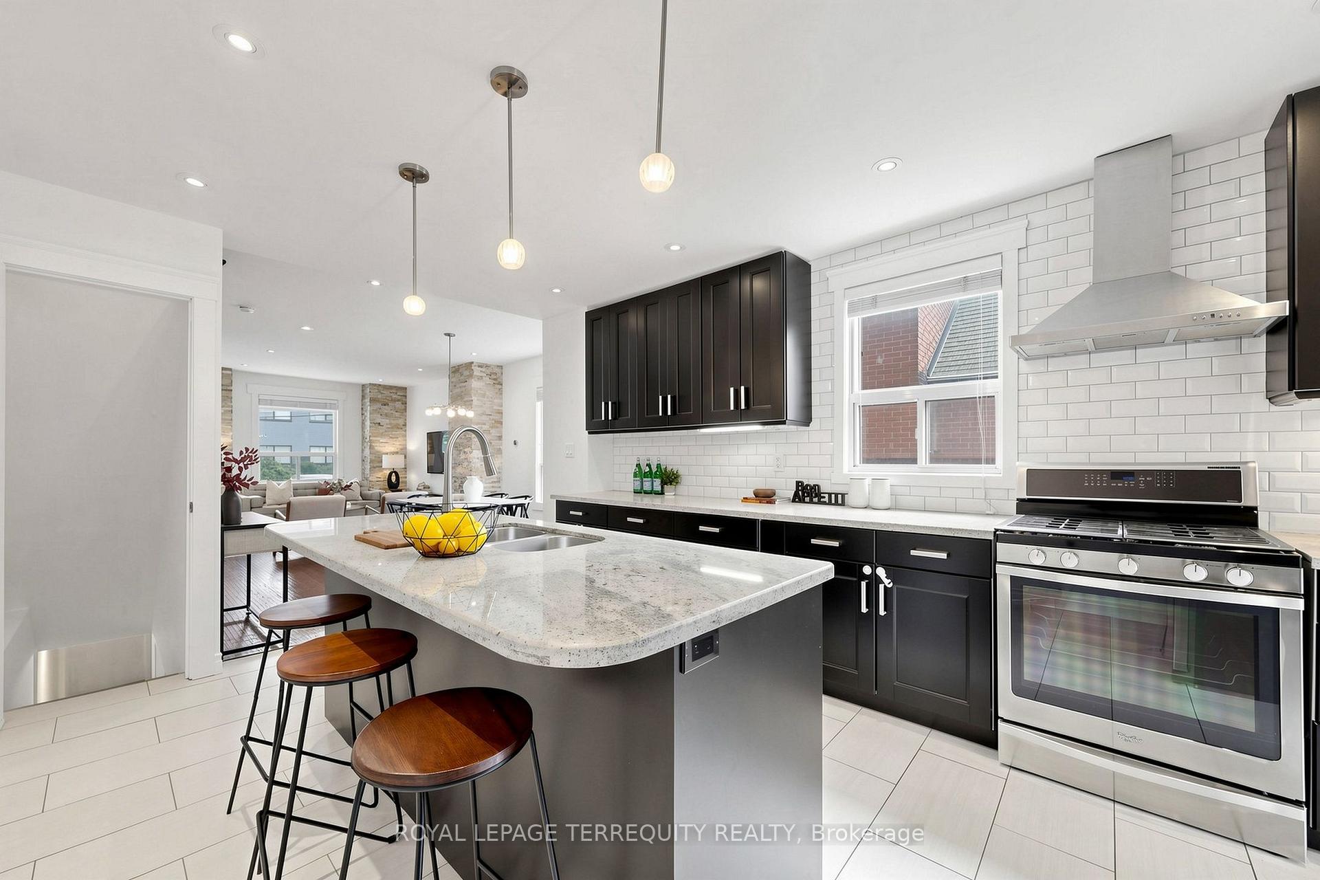 Photo 12 of Unit Upper, 150 Osler Street, Toronto, Weston-Pellam Park — HOMEH