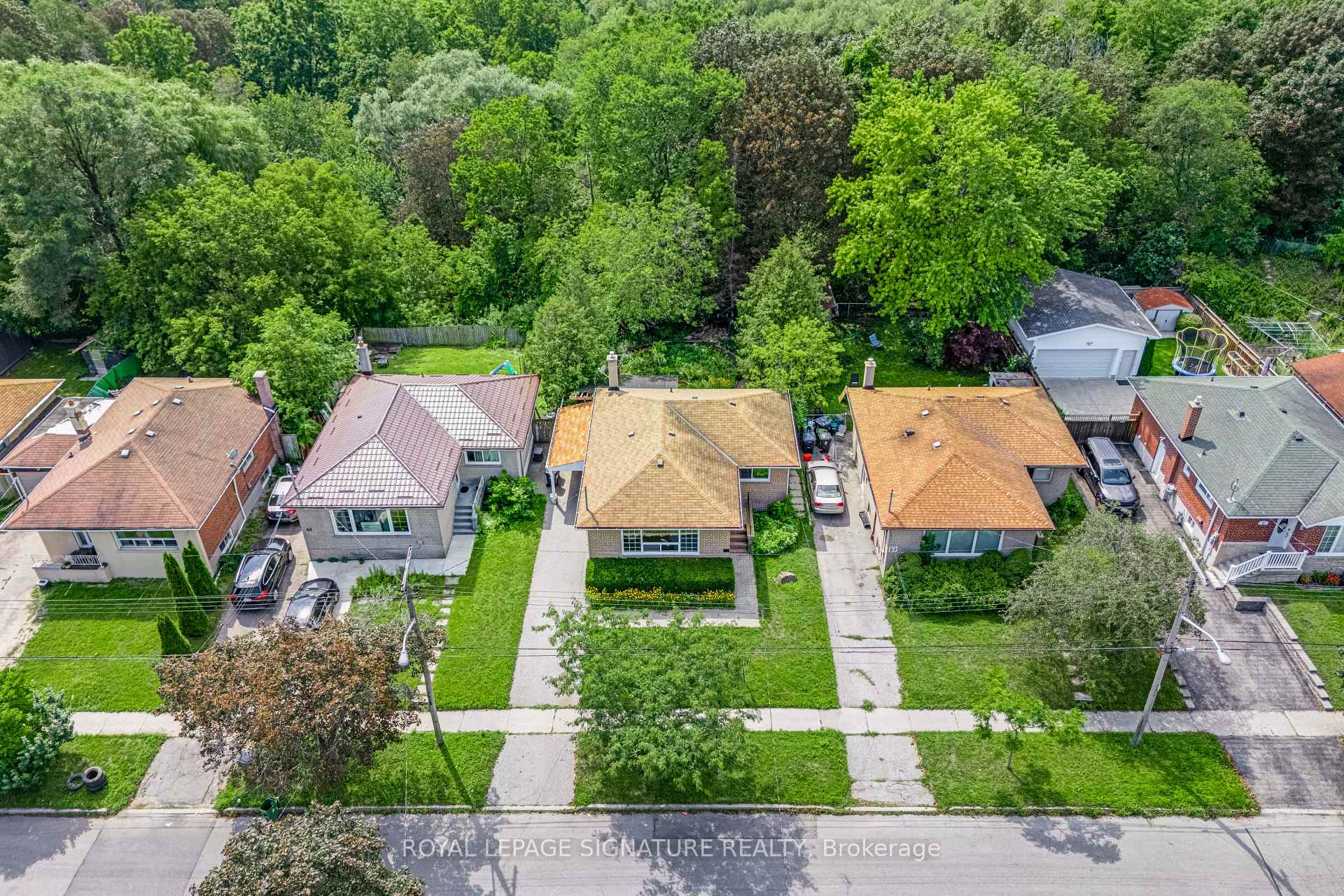 Photo 26 of 50 Celeste Drive, Scarborough, West Hill — HOMEH