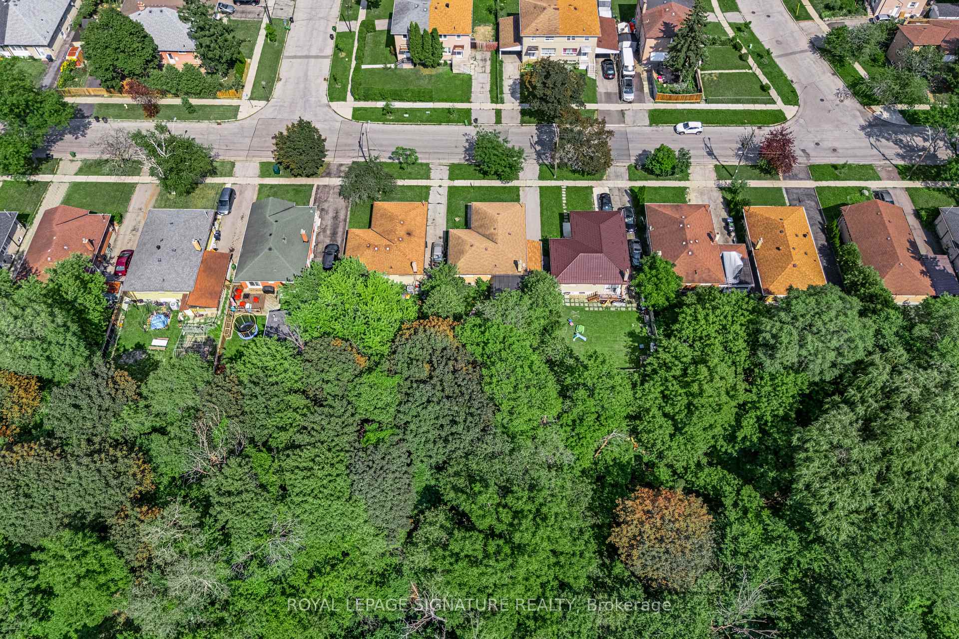 Photo 27 of 50 Celeste Drive, Scarborough, West Hill — HOMEH