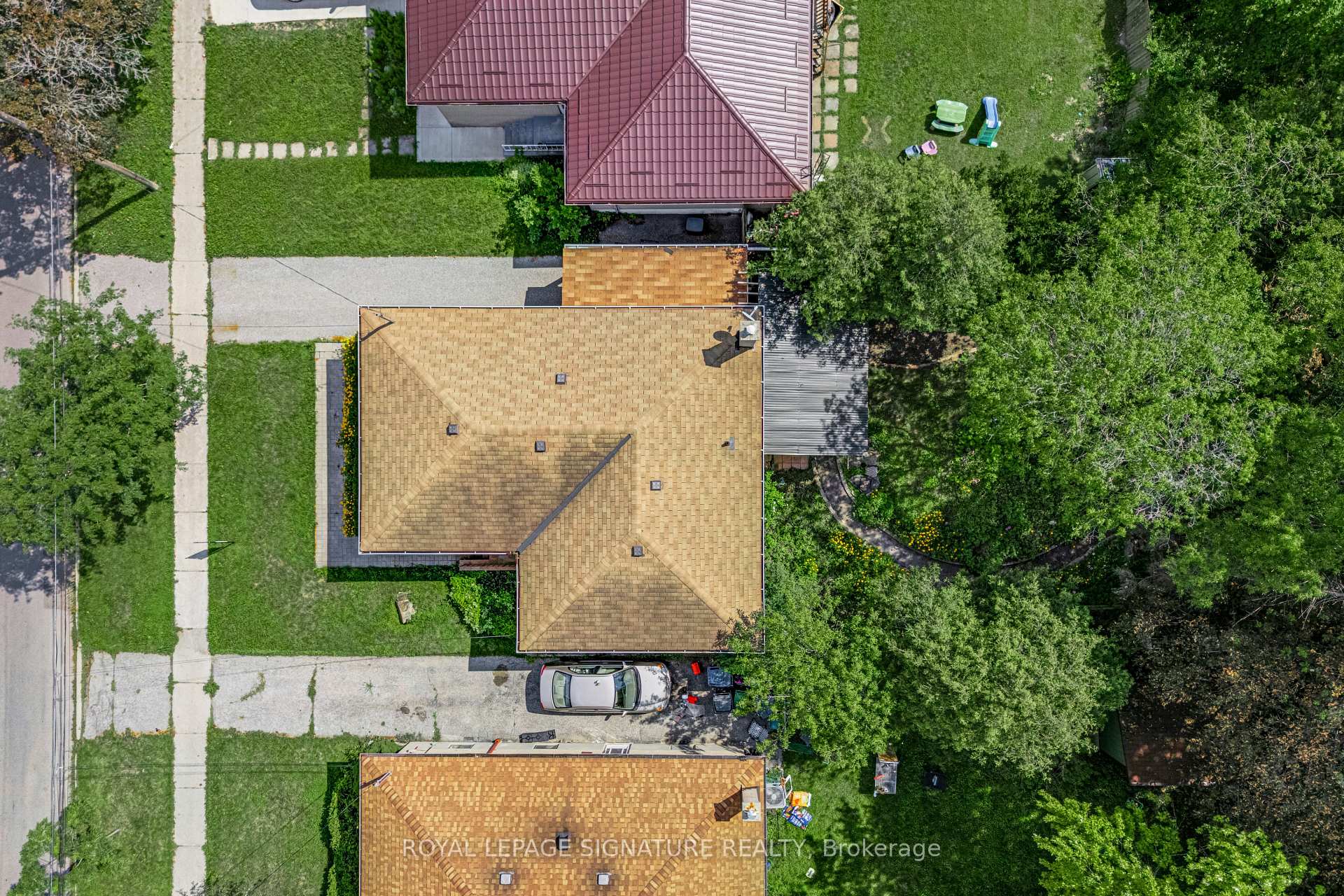 Photo 28 of 50 Celeste Drive, Scarborough, West Hill — HOMEH